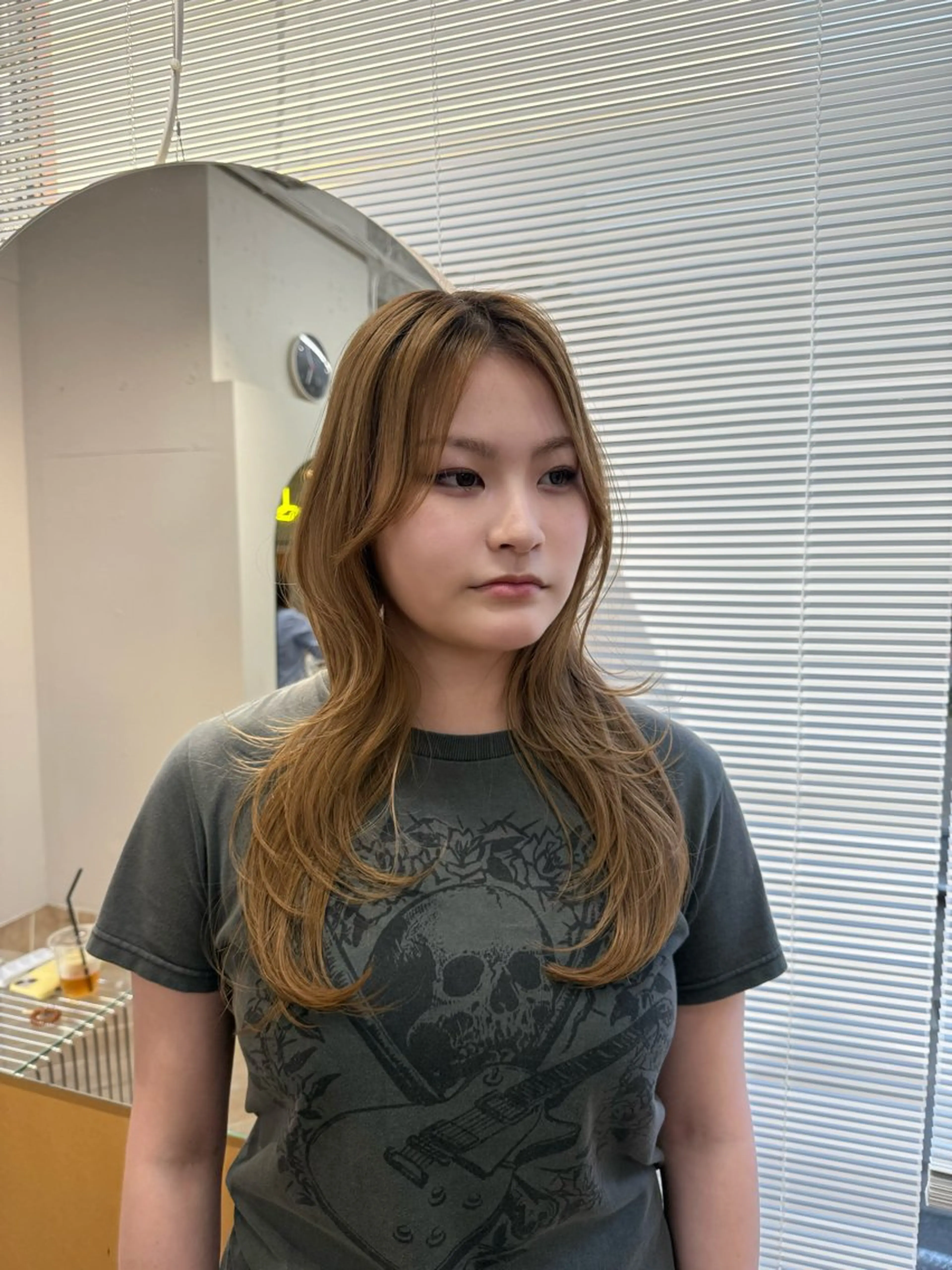 ロング くびれヘア ハッシュカット カット ヘアカラー トリートメント 新潟/万代/レイヤー 韓国風/明間未来のヘアスタイル