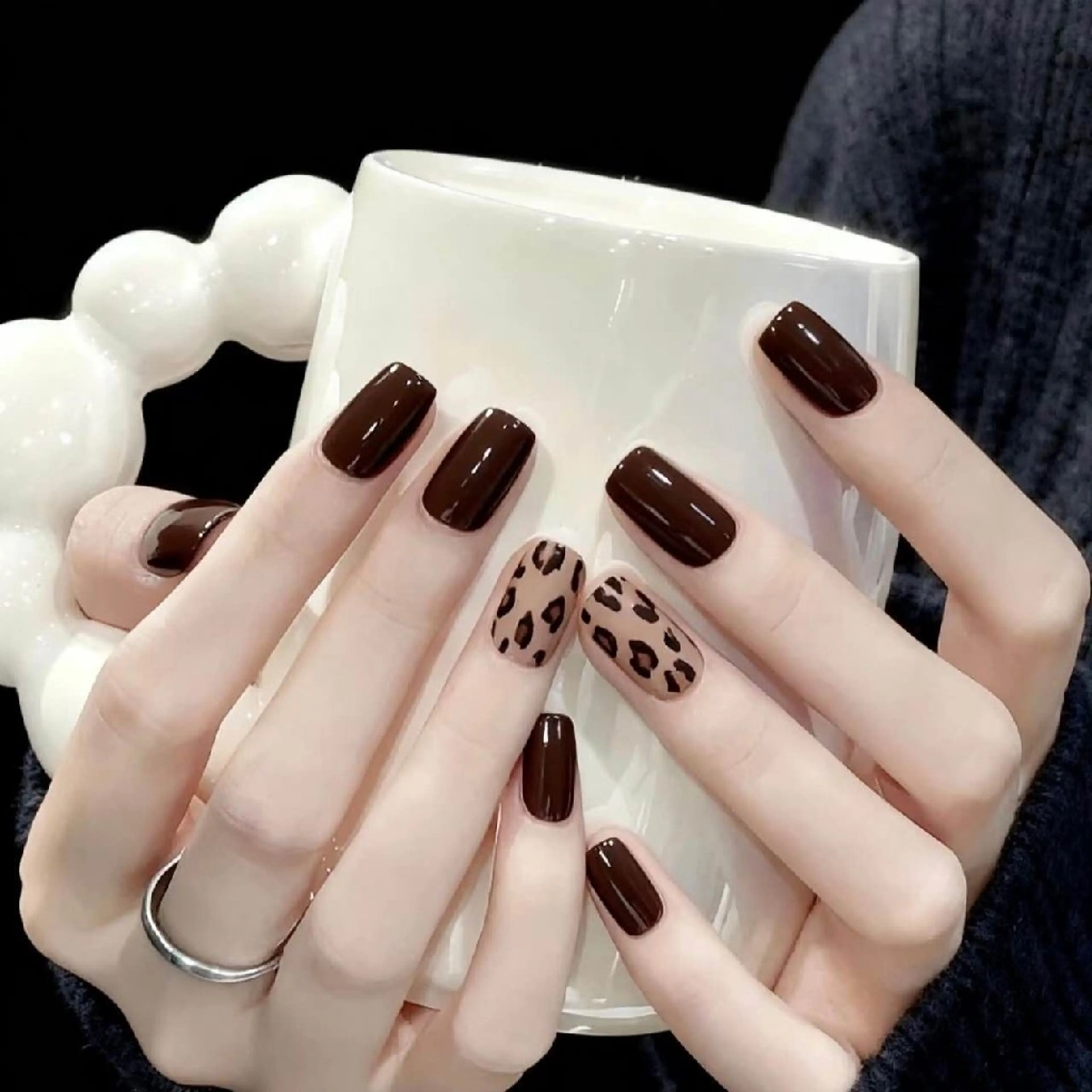 ネイル 小島 阿佑美のネイルデザイン