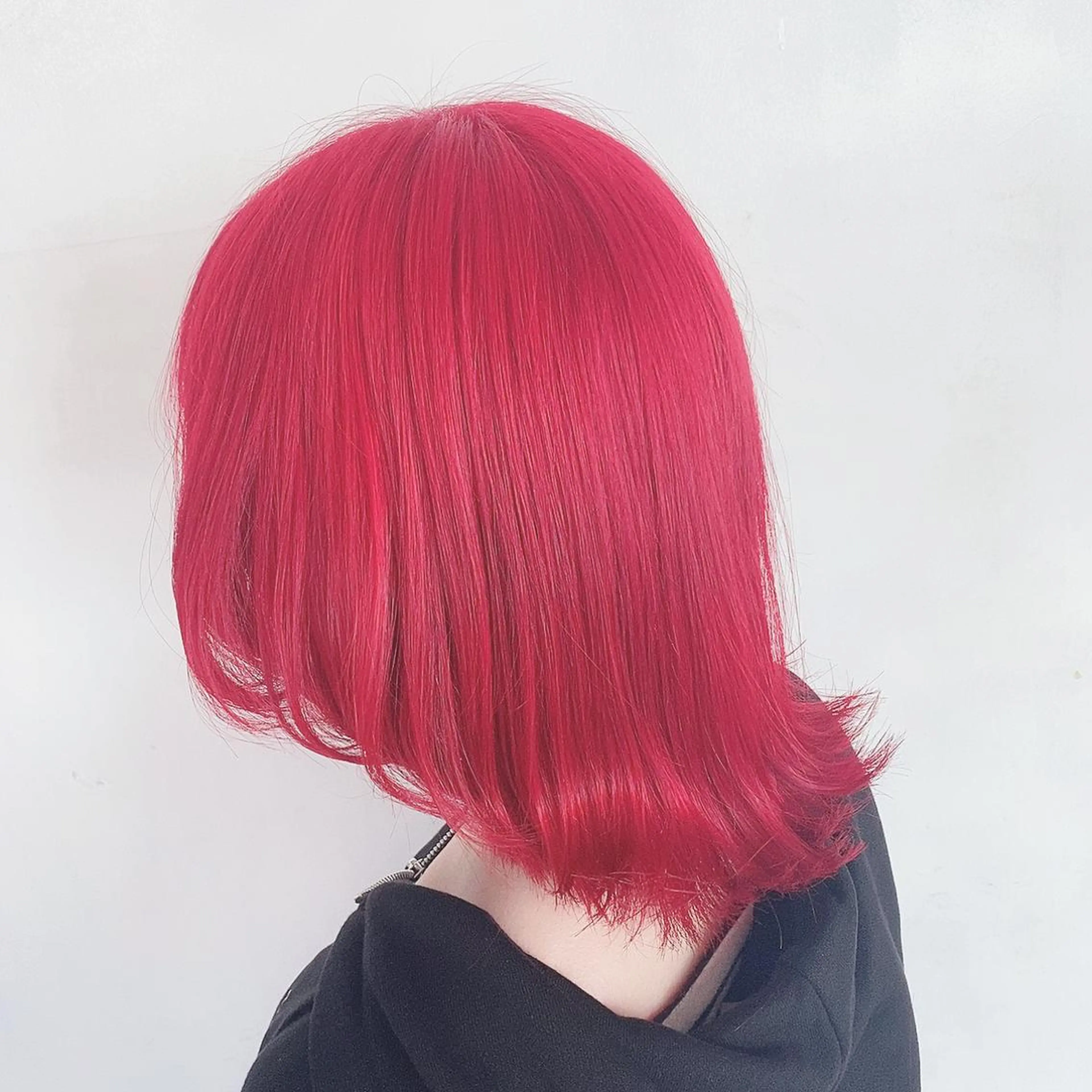 ショート 派手髪支持率No1 Eisukeのヘアスタイル