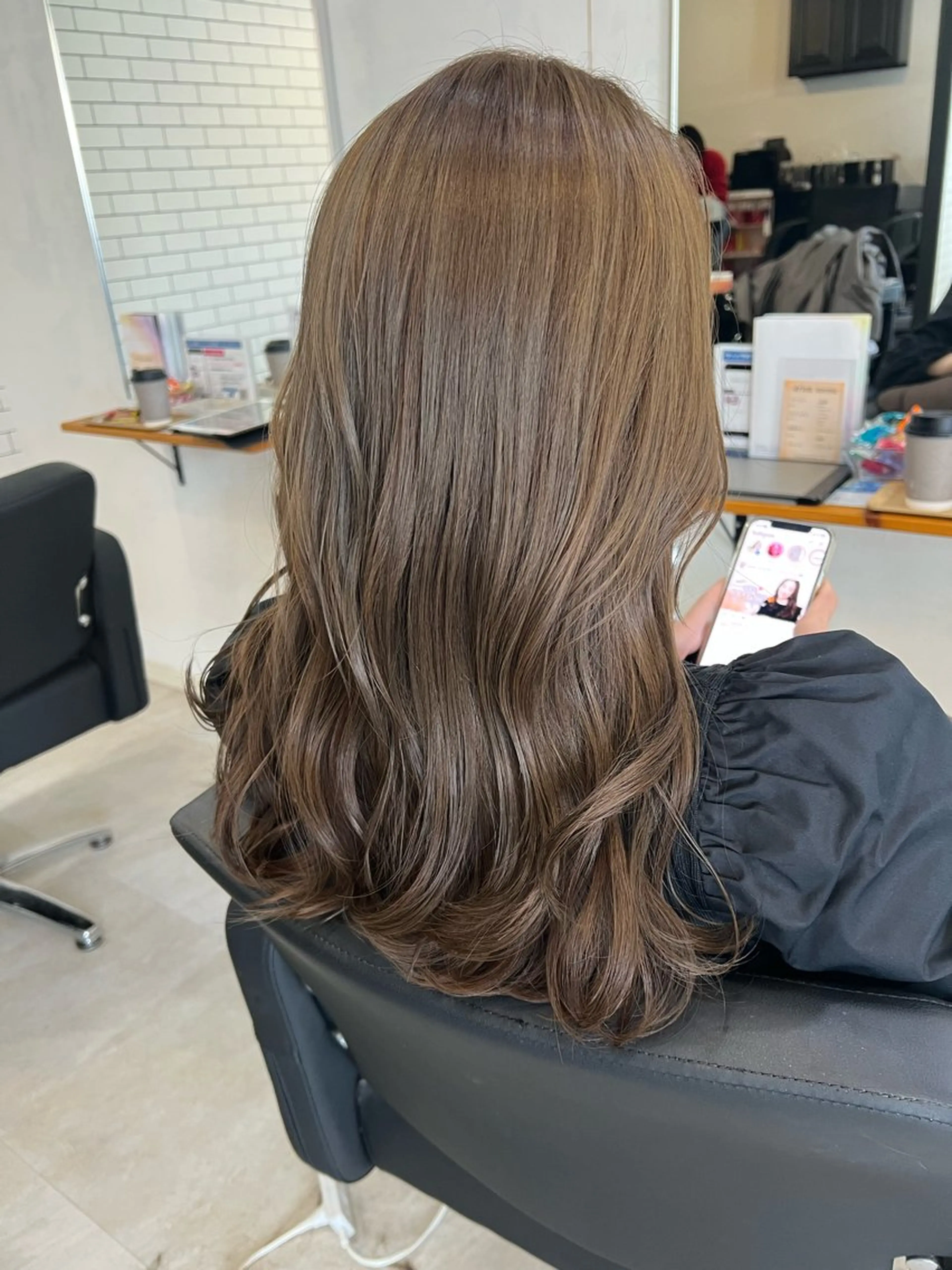 セミロング カラー botan KOZUEのヘアスタイル