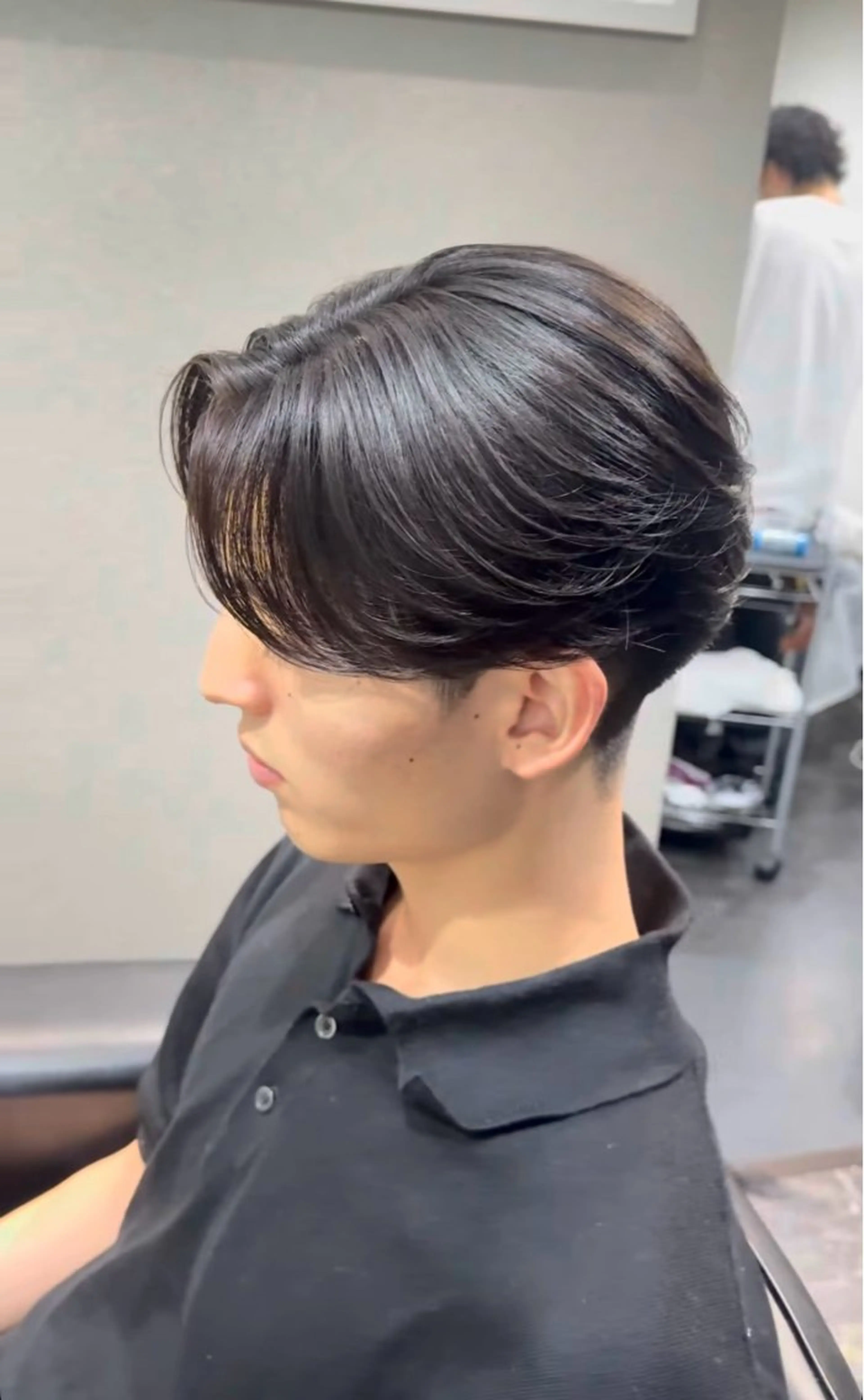 ミディアム メンズ 縮毛矯正 EXCIA所属・メンズ特化 韓国/曲がる縮毛矯正のヘアスタイル