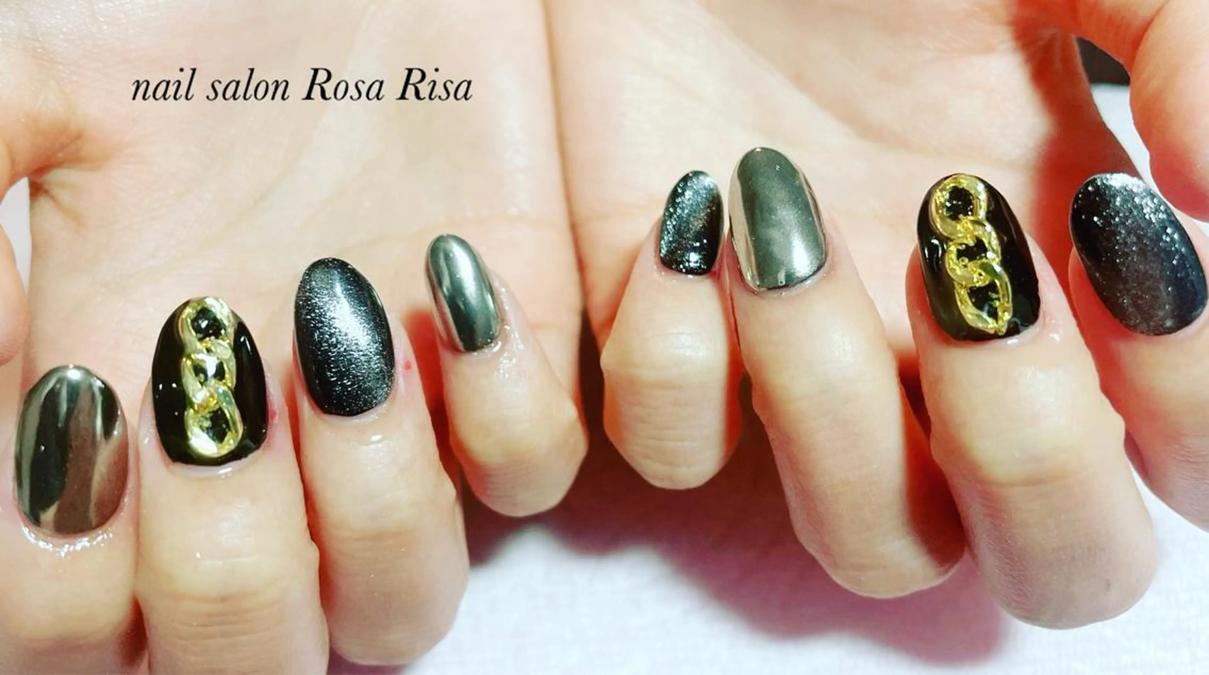 ミディアム ネイル ネイルスタジオ シェイクユアハンズのネイルデザイン