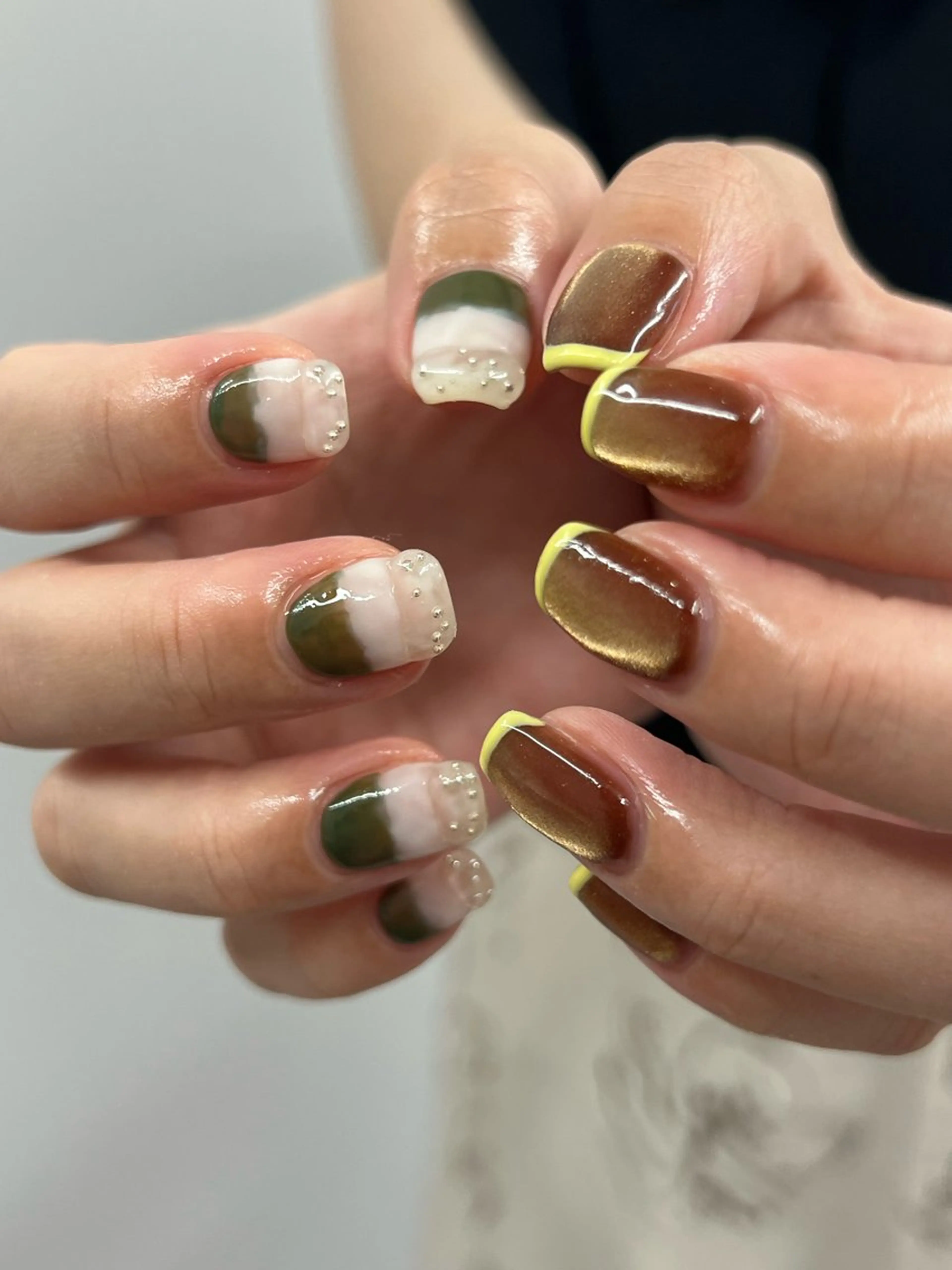 ネイル ブラウン フレンチネイル ジェルネイル マグネットネイル ニュアンスネイル ハンドネイル ハンドケア Bana_ Nailのネイルデザイン