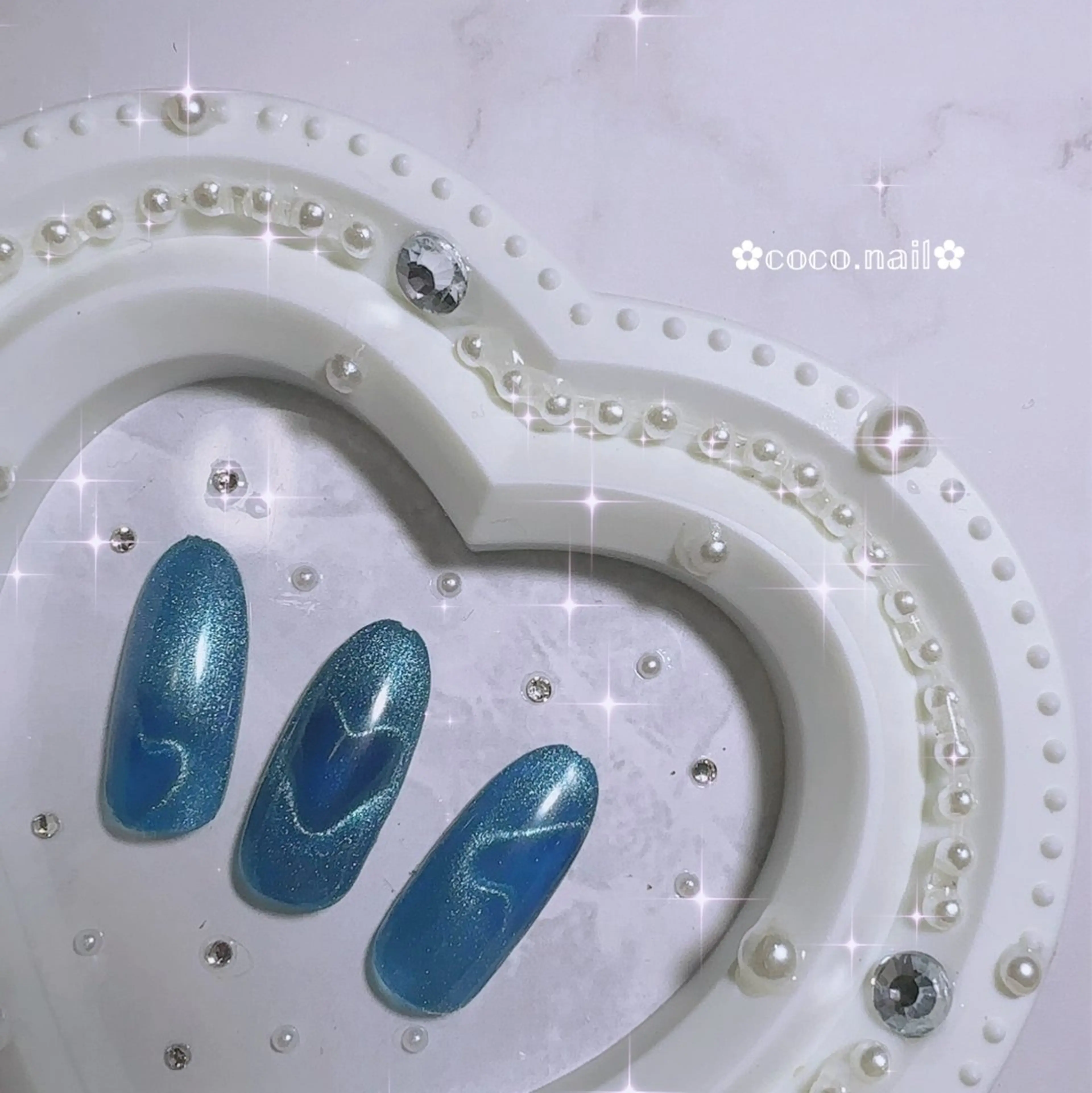 ネイル ハート ハンドネイル lili.nail y2k/長さ出しのネイルデザイン