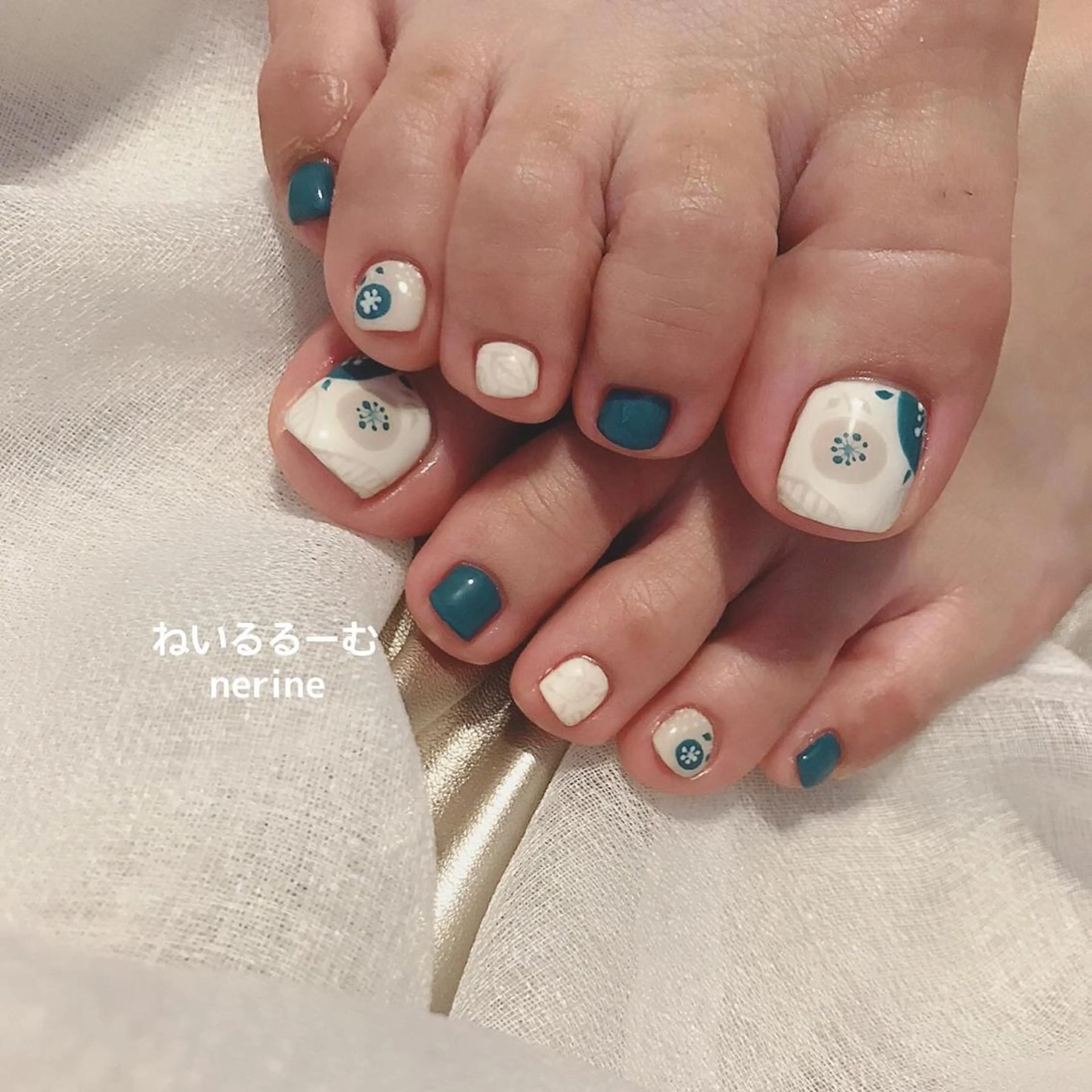 ネイル NAILST Naomiのネイルデザイン