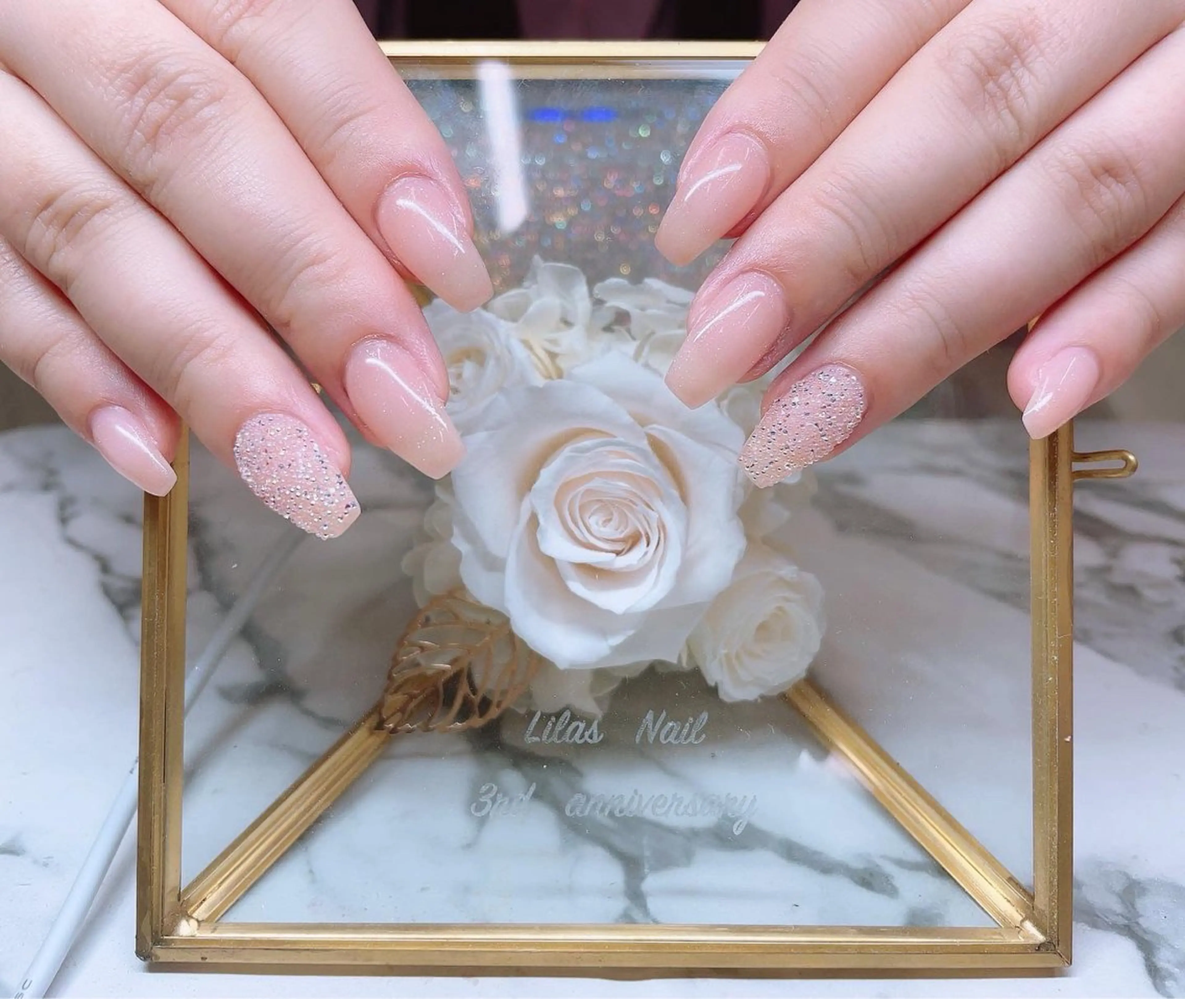 ネイル オーロラネイル ジェルネイル 氷ネイル・うるうるネイル キラキラネイル 韓国ネイル Lilas Nailのネイルデザイン