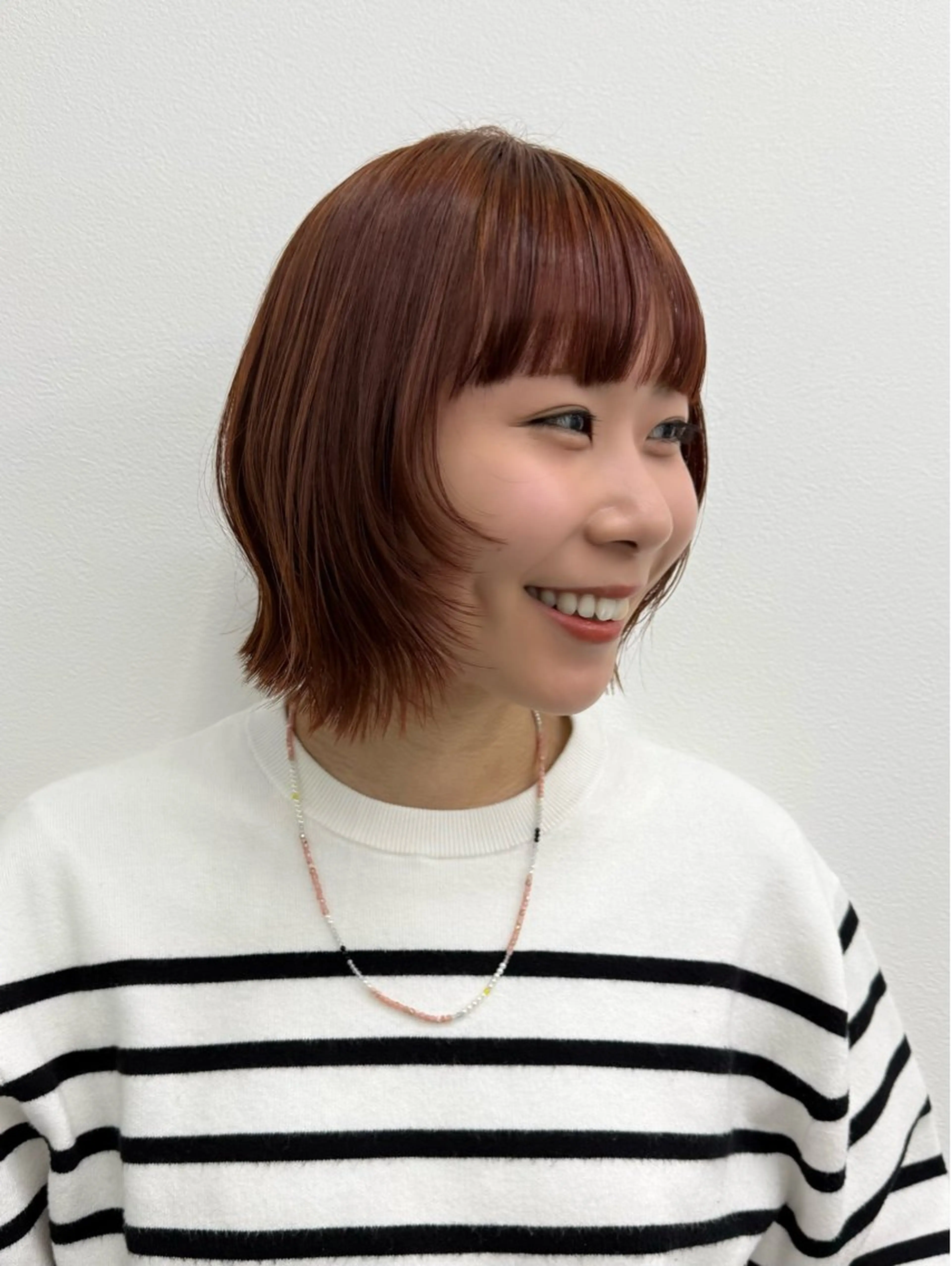 ミディアム カラー ボブレイヤー オレンジ ボブ レイヤーカット カット ヘアカラー azumi/ボブ/暖 色/オリーブ/縮毛のヘアスタイル