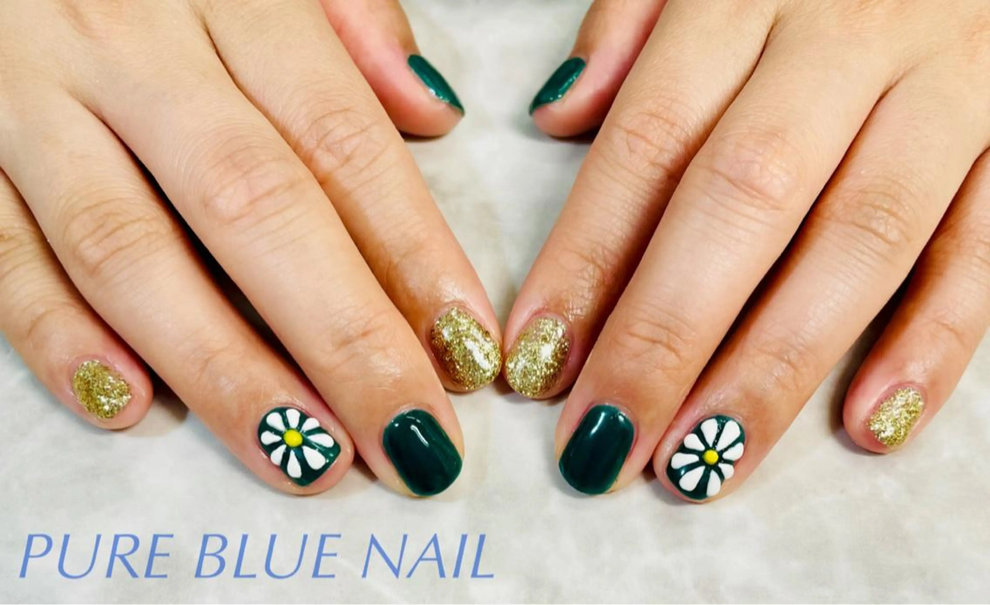 ネイル PURE BLUE NAILのネイルデザイン