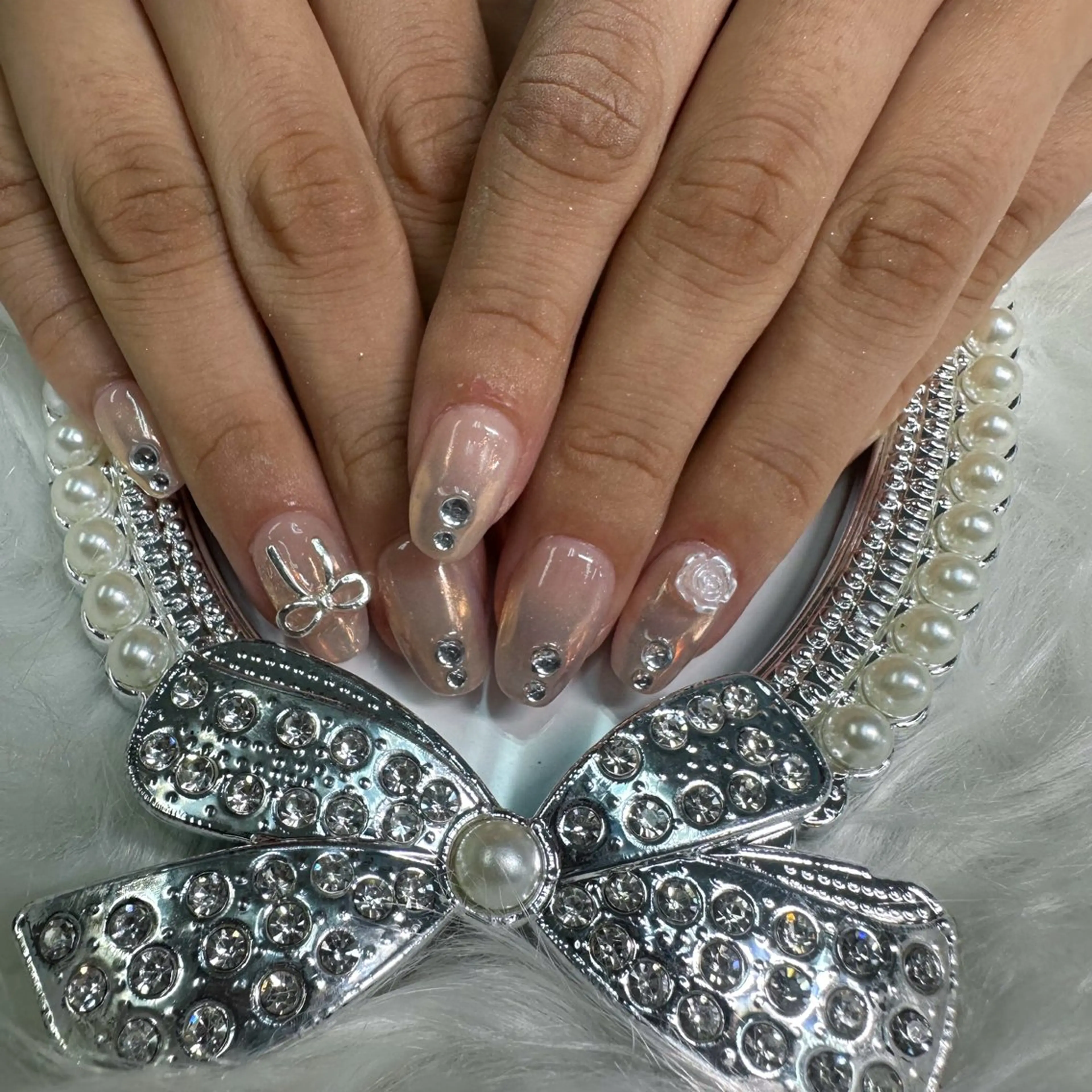 ネイル Manamǐ 個性派のネイルデザイン