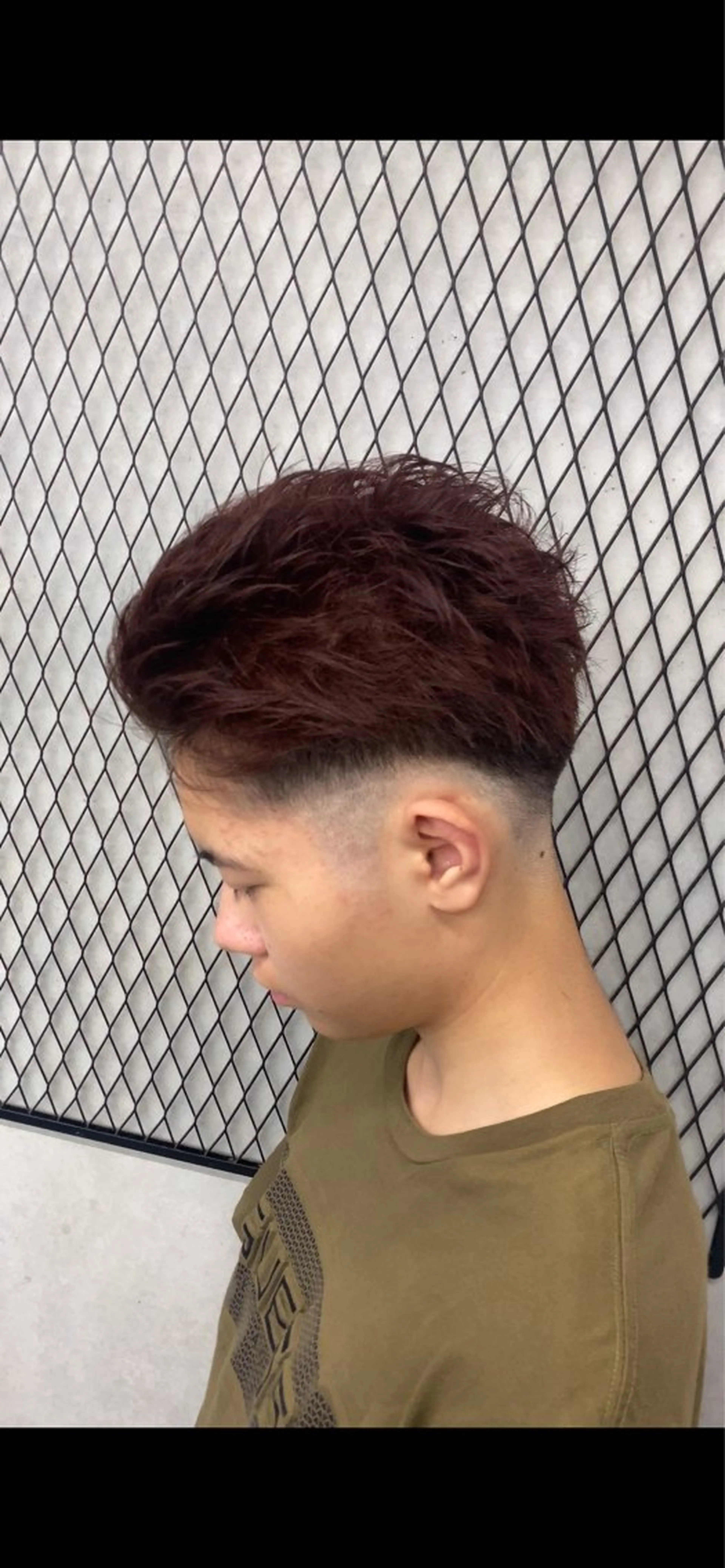 ショート カラー メンズ メンズブリーチ フェードカット ブリーチ ブリーチなしカラー レッドカラー カット ヘアカラー トリートメント 👑髪質改善/パーマ /フェード/森田のヘアスタイル