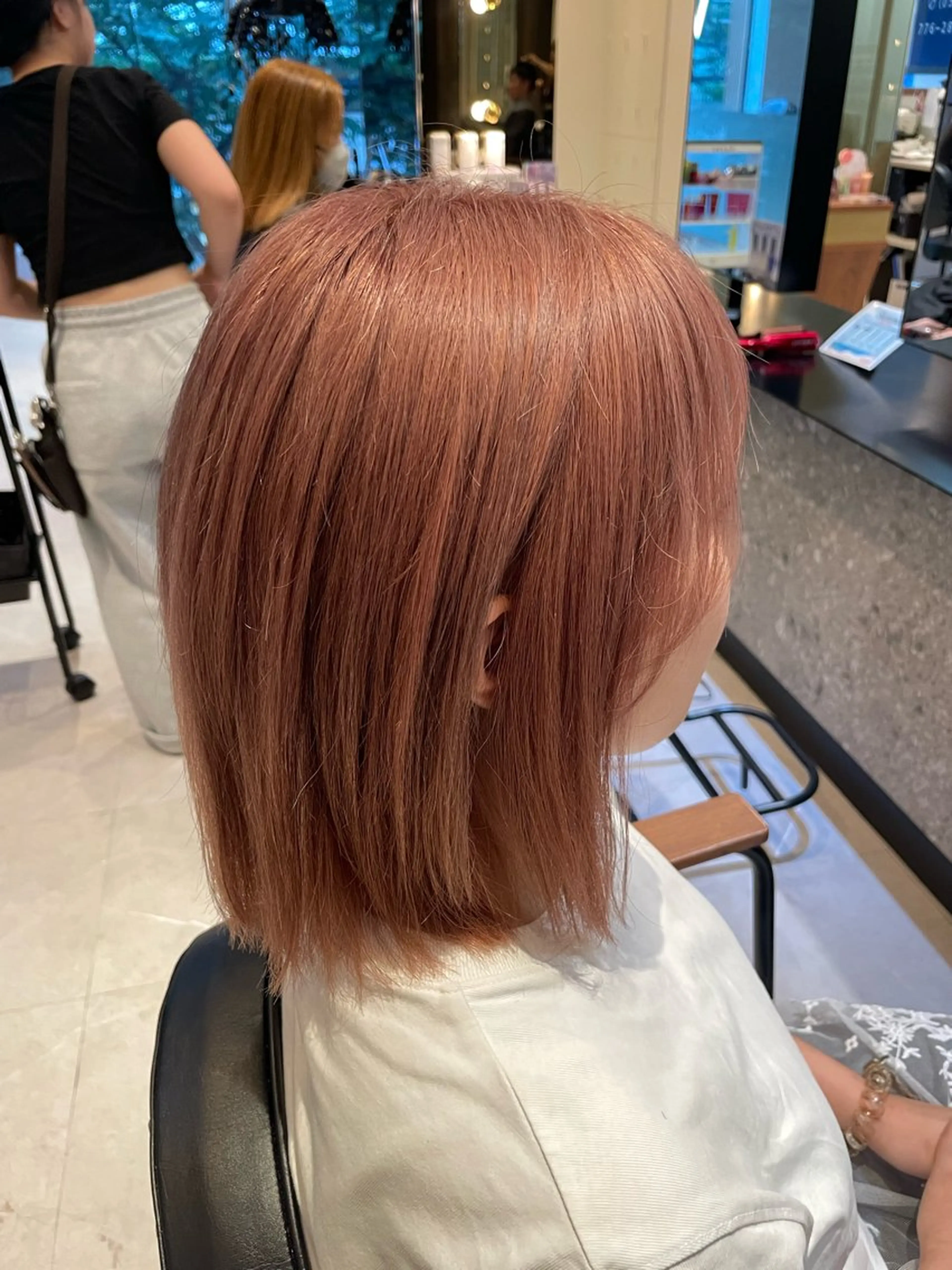 ショート カラー ベージュカラー ピンクカラー ピンクベージュ カット ヘアカラー トリートメント オリーブカラー🫒/ ハッシュカット/みゆのヘアスタイル