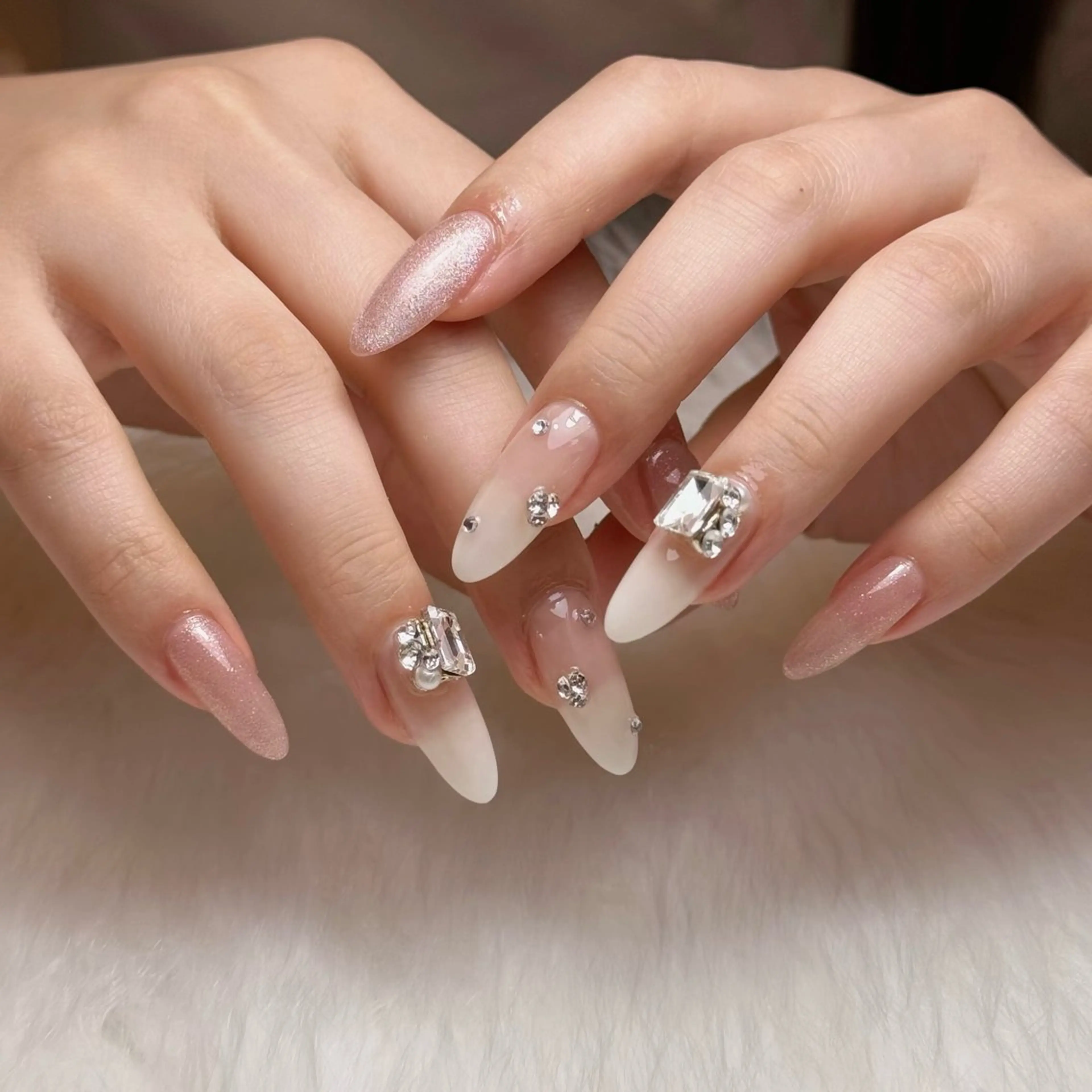 ネイル ガーリー マグネットネイル ワンホンネイル nailsalon ChuColaのネイルデザイン