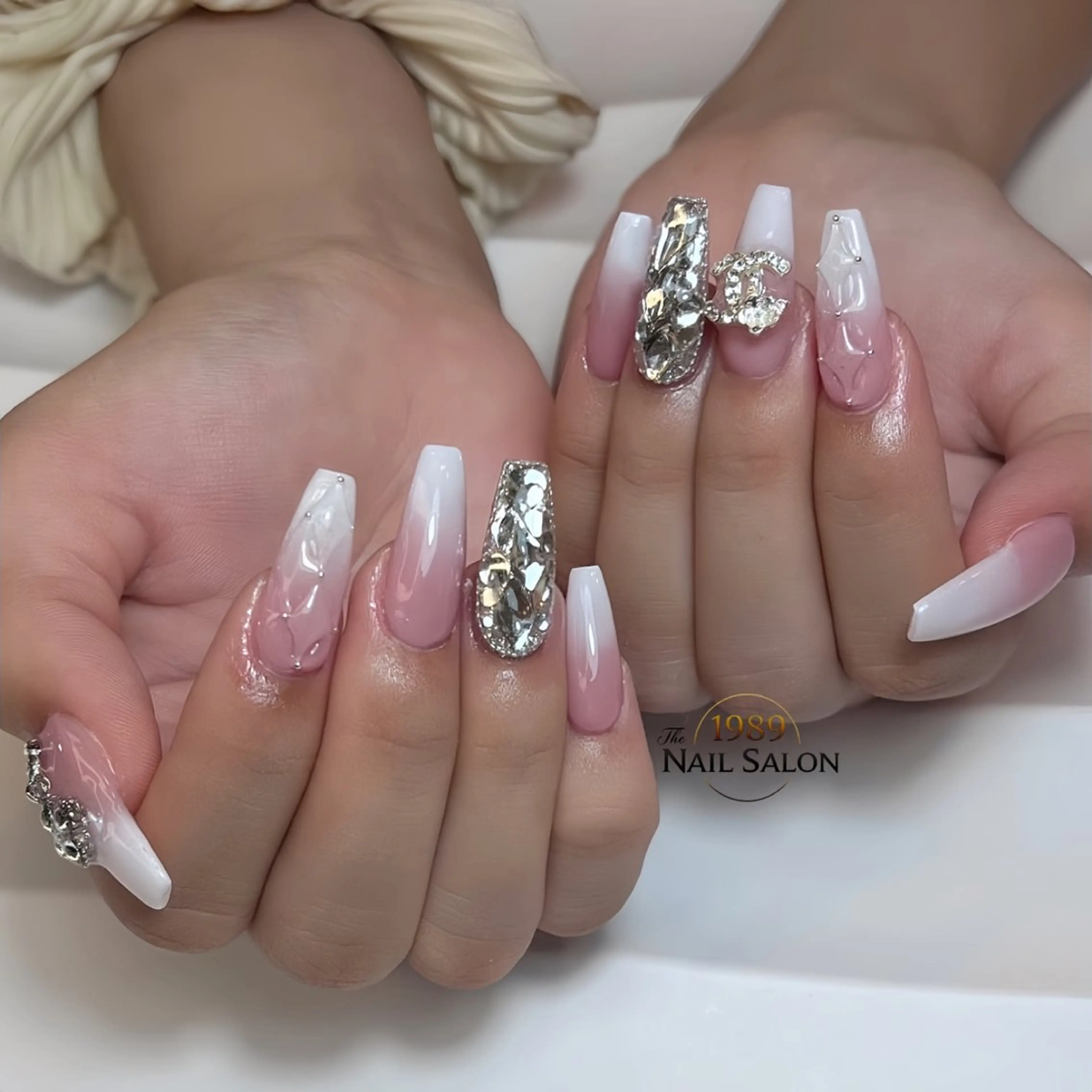 ネイル ハンドネイル The 1989 Nail Salonのネイルデザイン