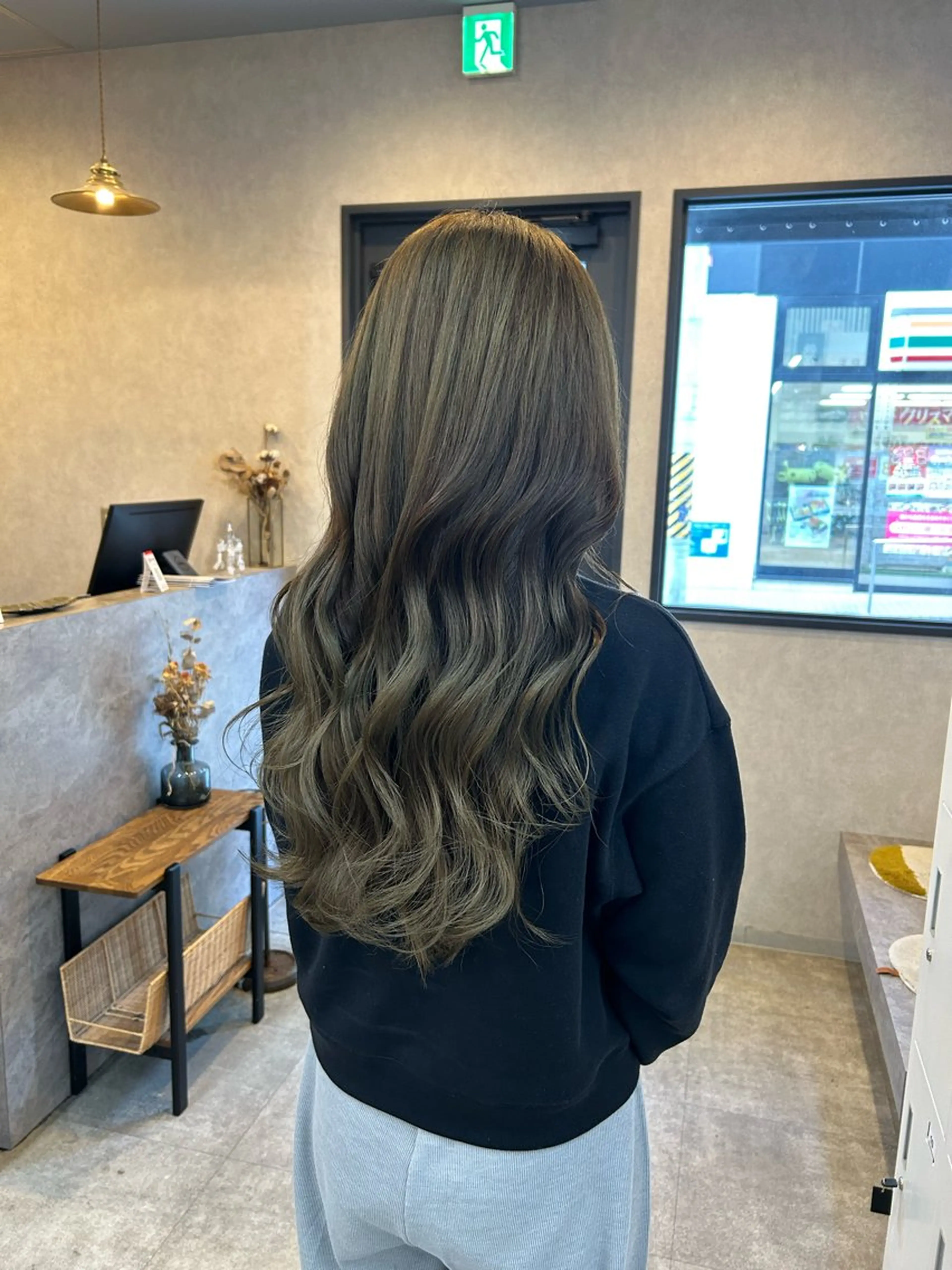 ロング カラー いなみね はるきのヘアスタイル
