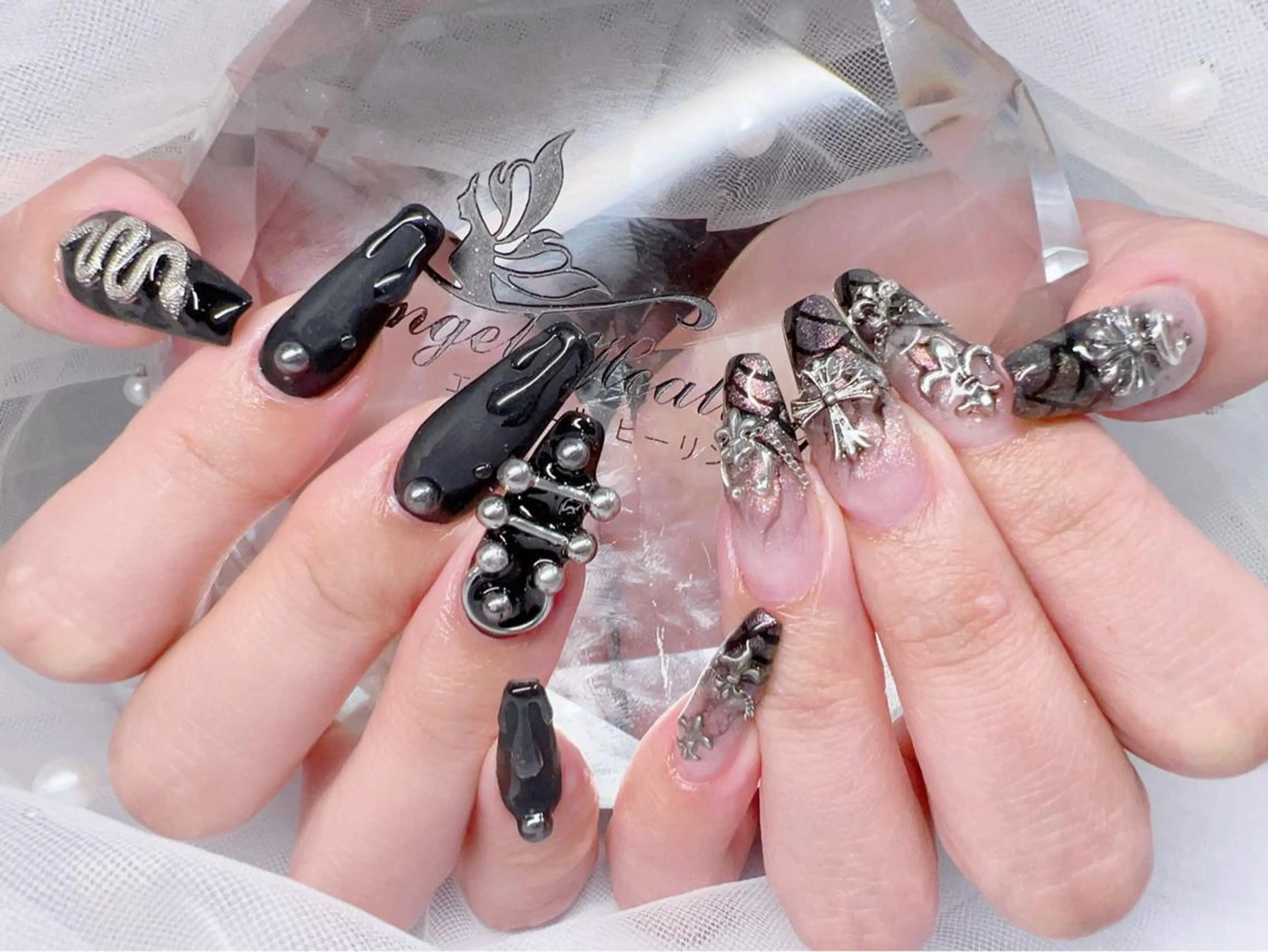 ネイル エンジェル ヒーリング 矢場町店のネイルデザイン