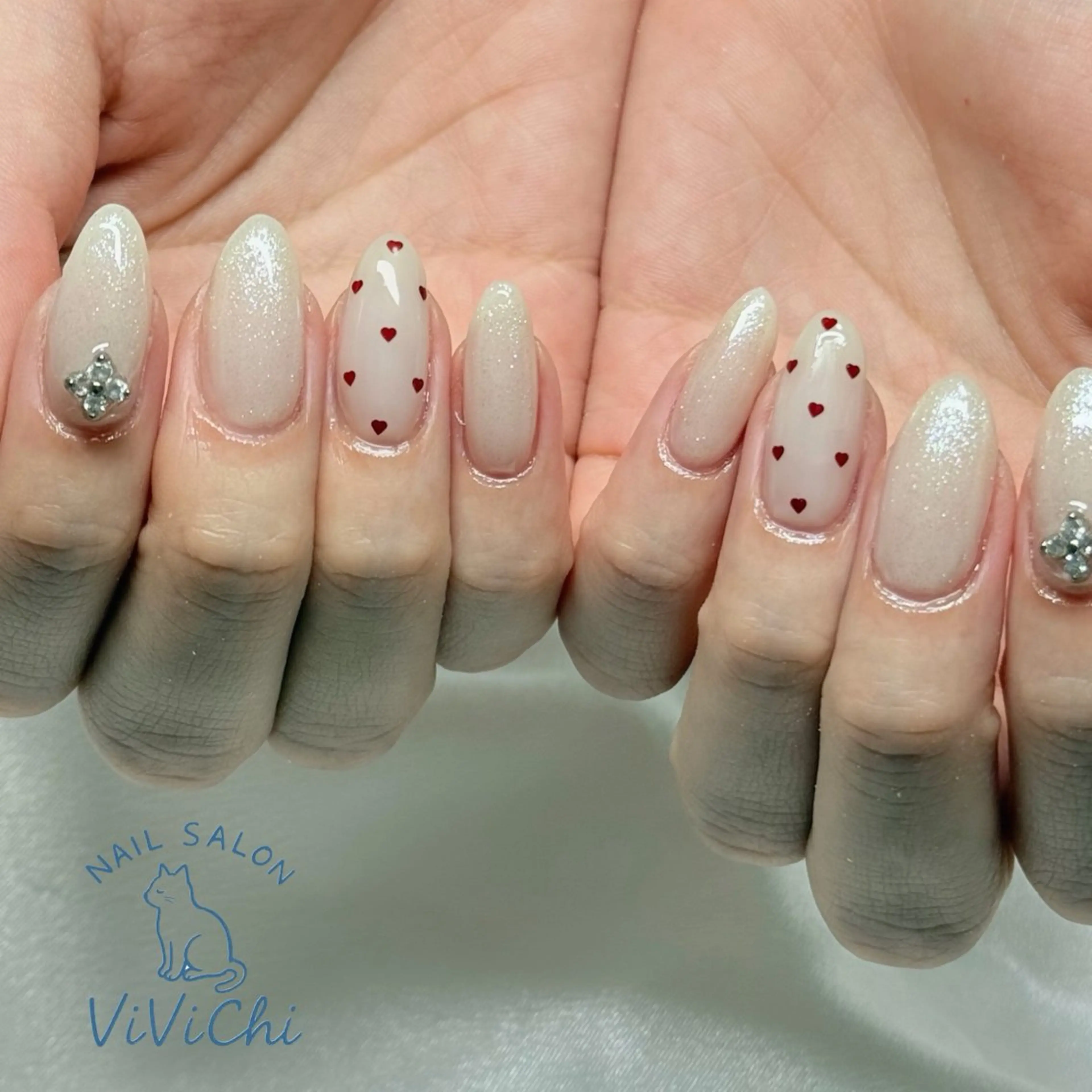 ネイル ハンドネイル ViViChi 梨帆のネイルデザイン