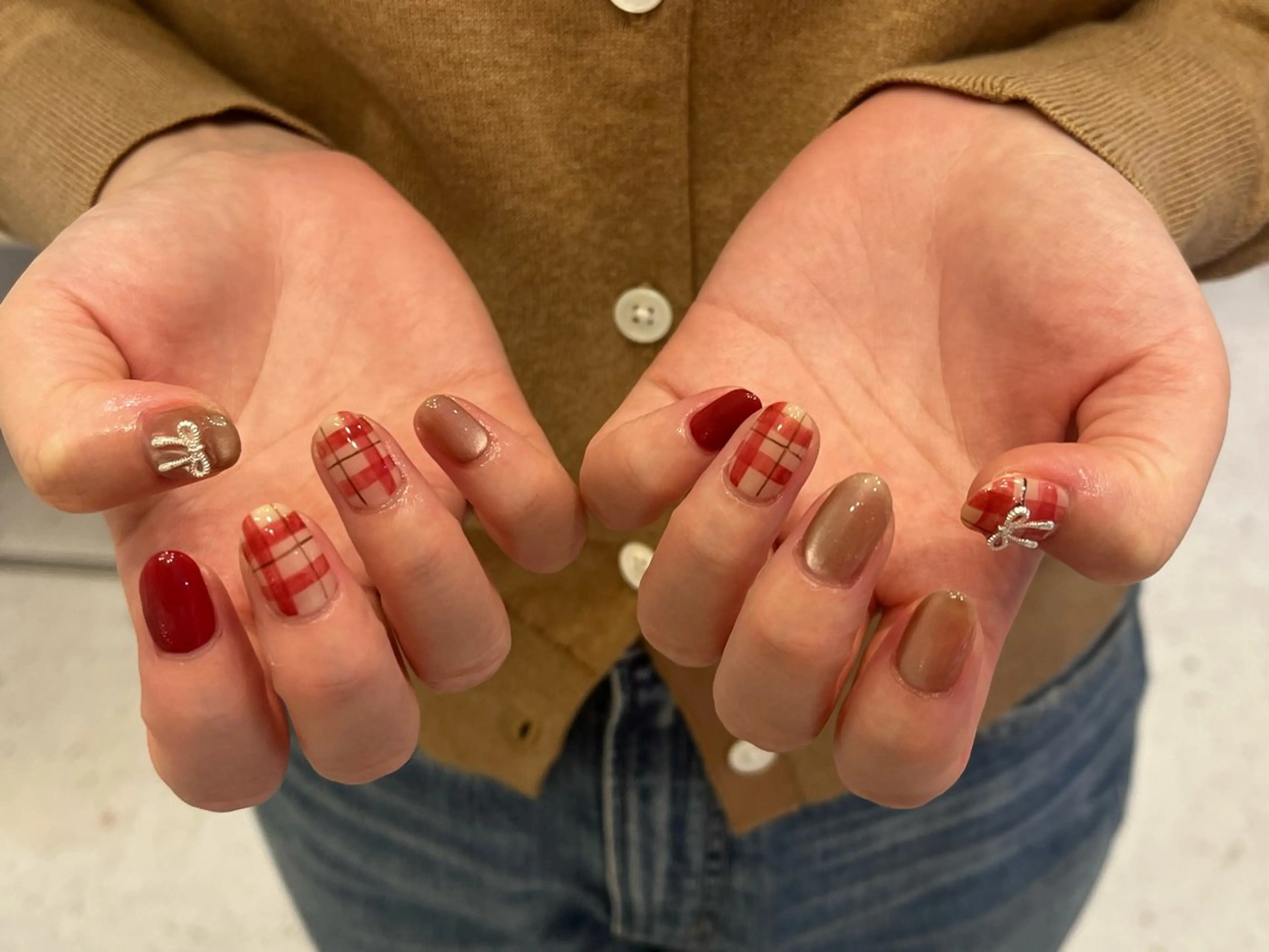 ネイル KARIN LANDHAKATAのネイルデザイン