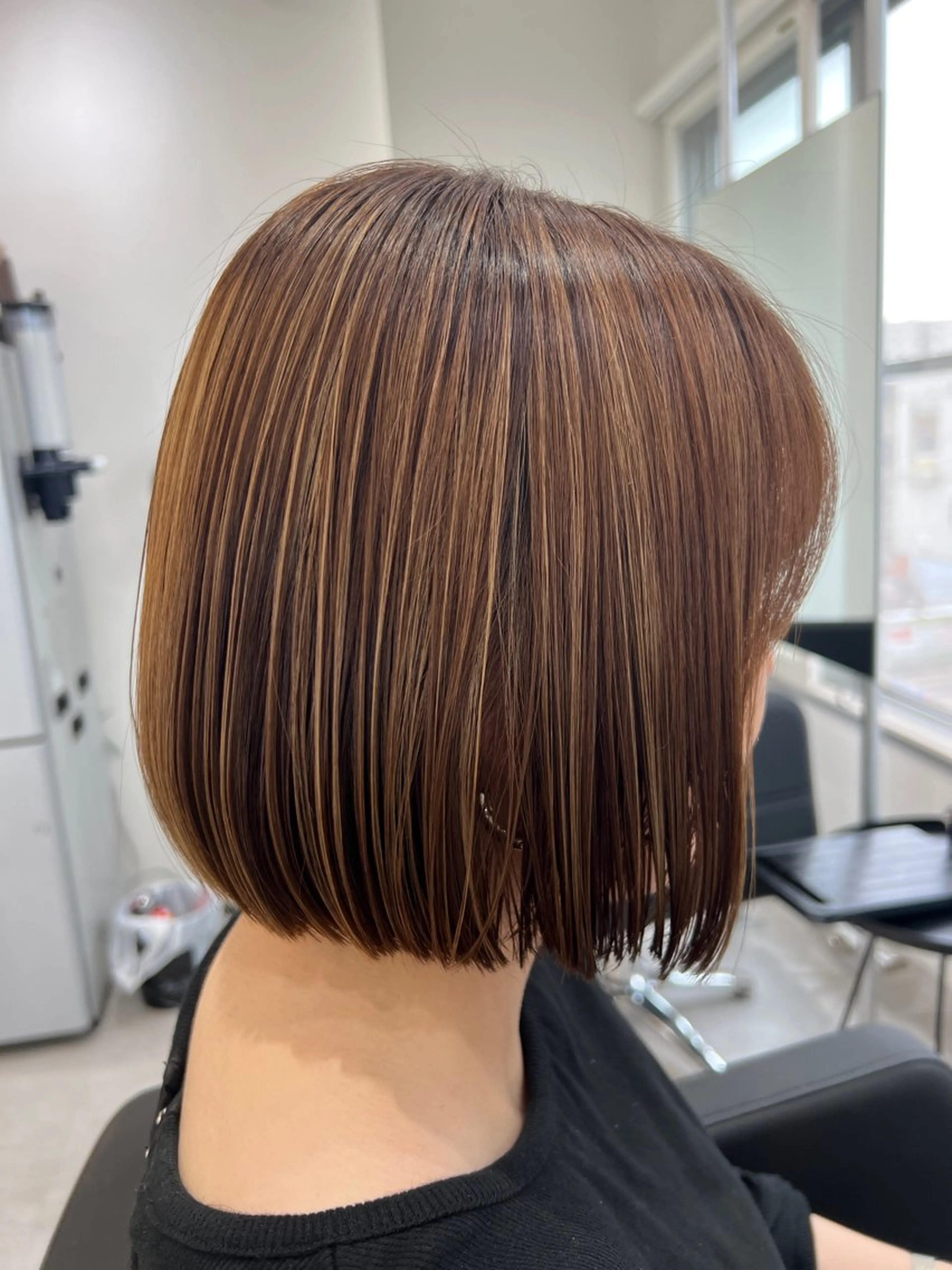 ショート カット ヘアカラー 轡田 くつわだのヘアスタイル