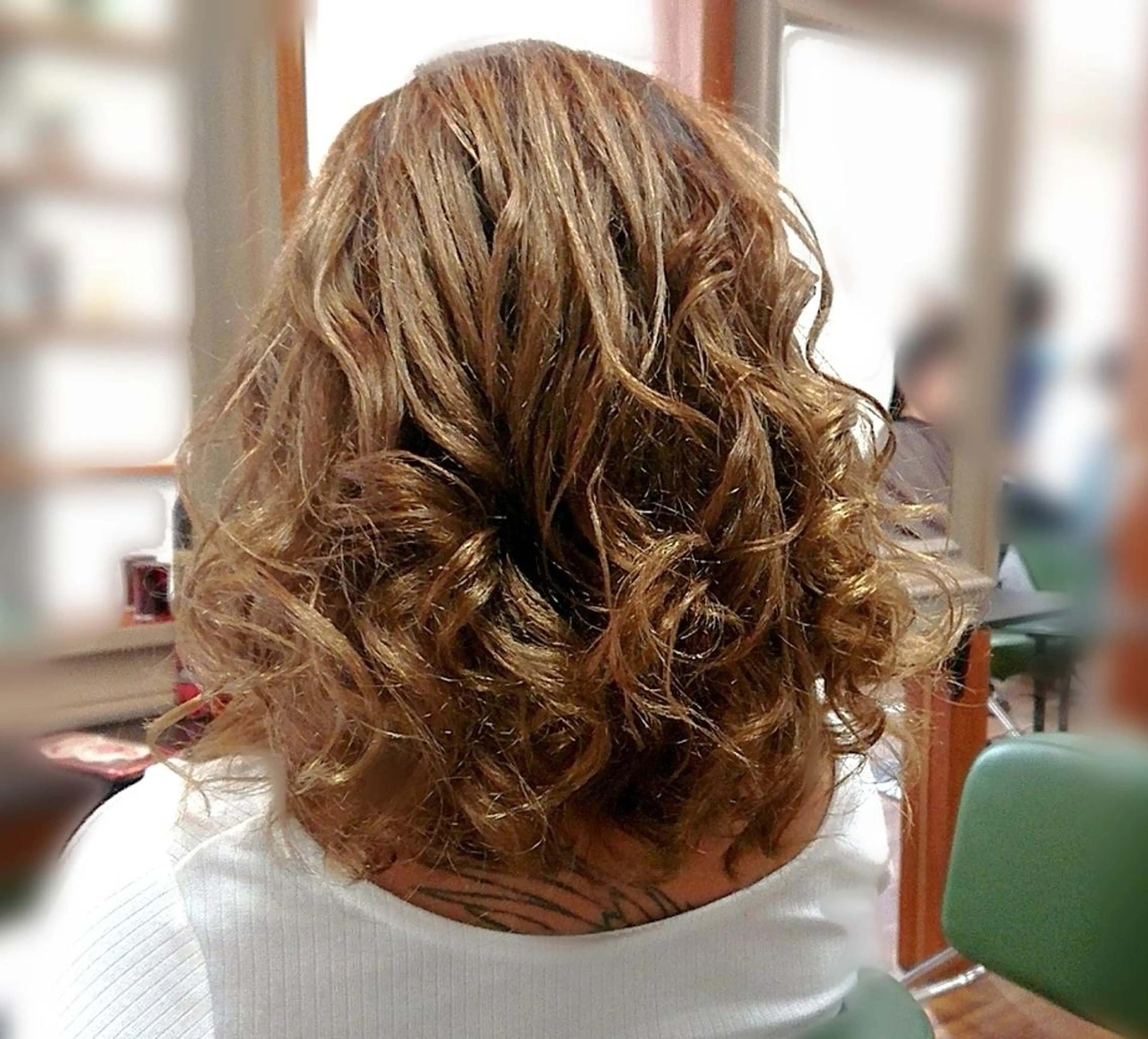 ミディアム カット ヘアカラー トリートメント 渡辺 康行のヘアスタイル