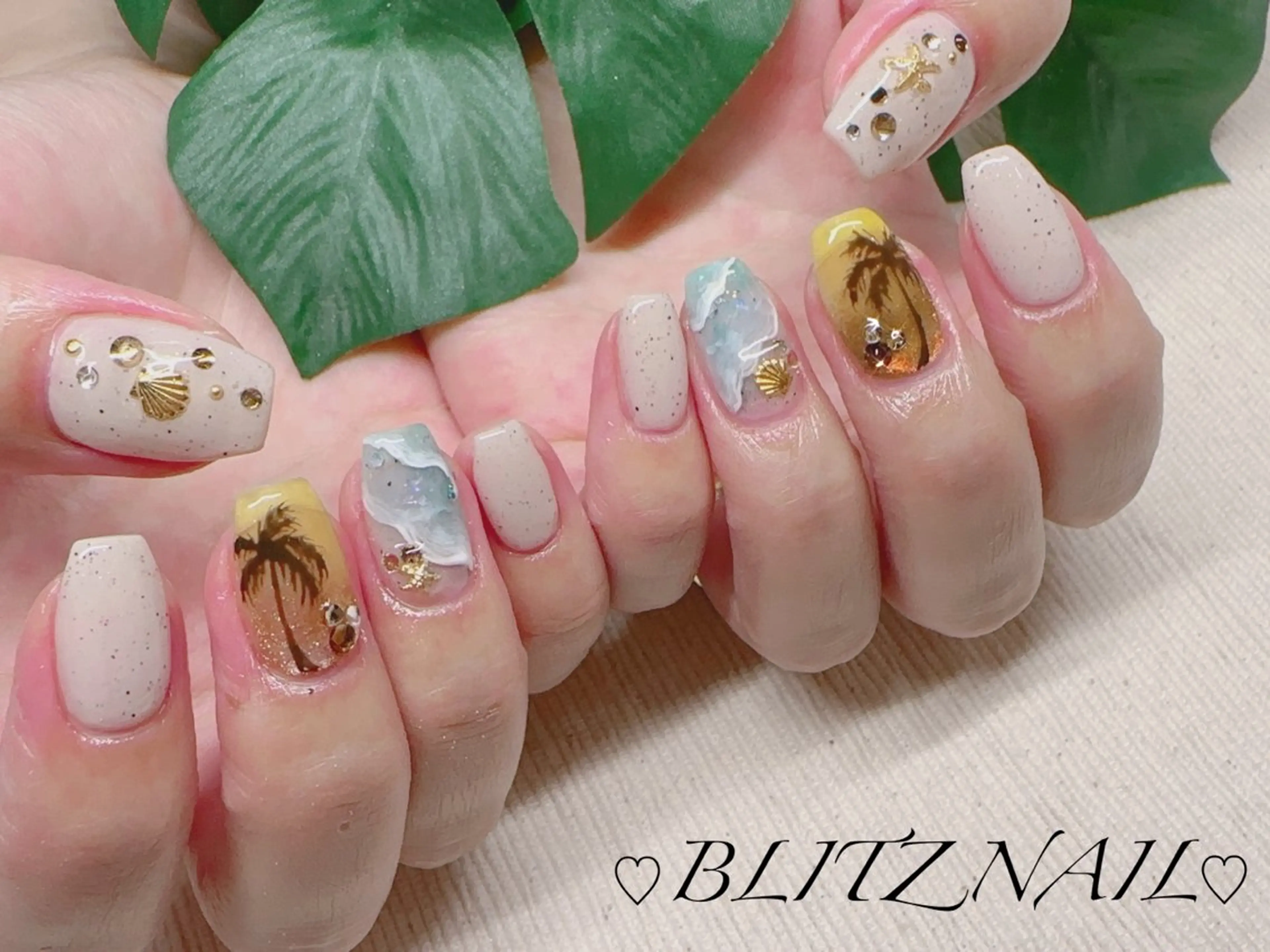 ネイル BLITZ Nail 岩田💅🏻✨のネイルデザイン
