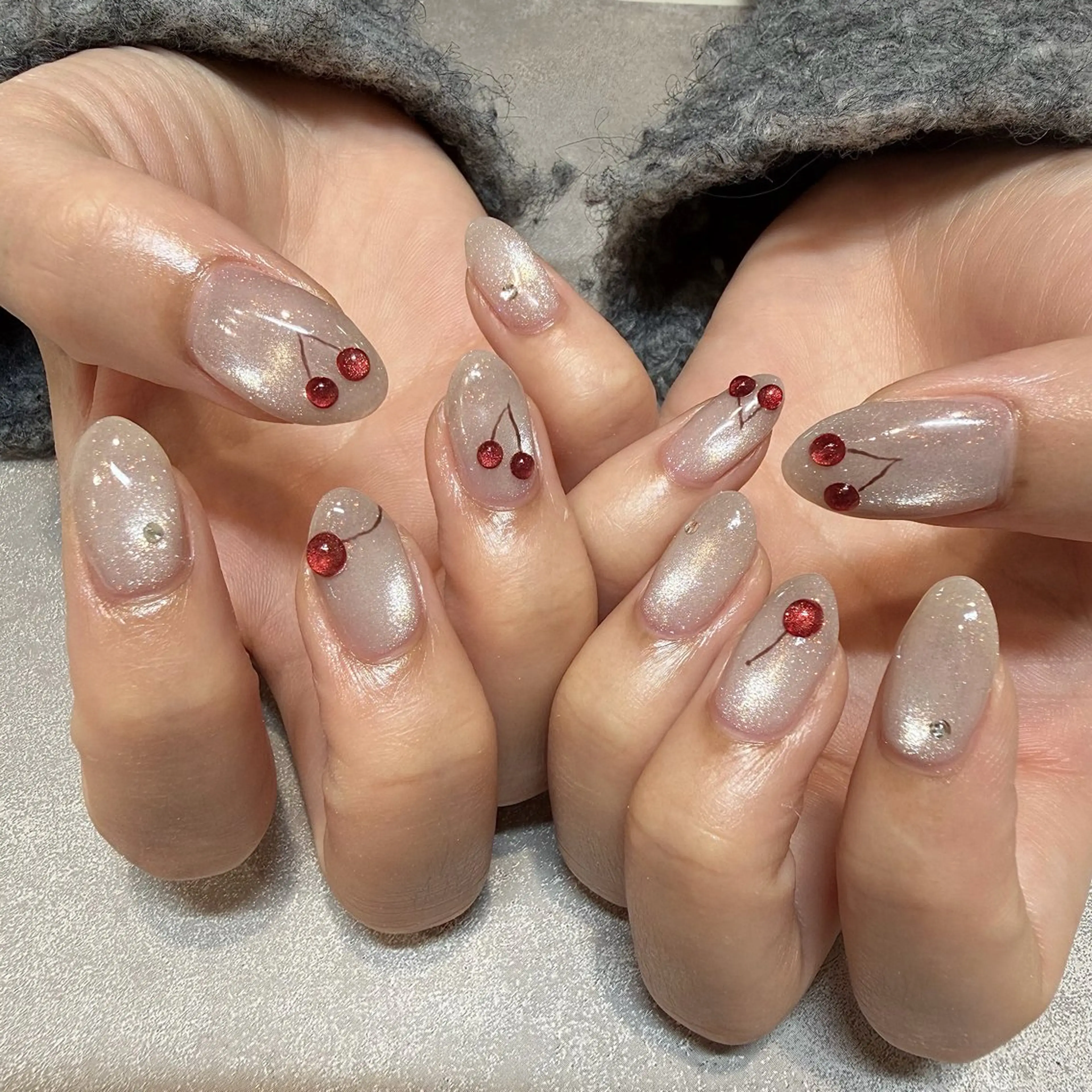 ネイル ぷっくりネイル ハンドネイル 小野澤 紗智のネイルデザイン
