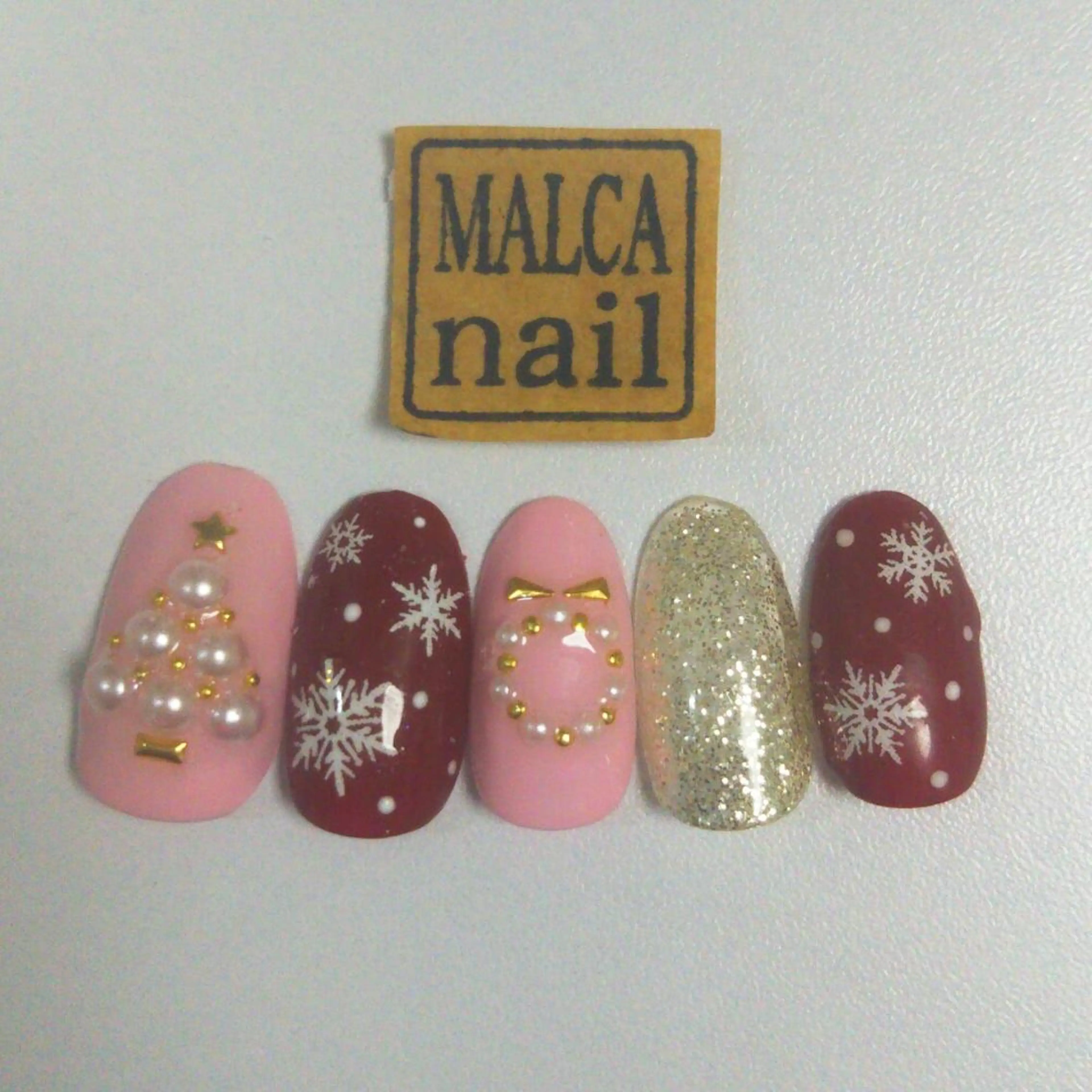 キッズ カラー パーマ ミディアム ヘアアレンジ ネイル マツエク・マツパ MALCAnail(マルカネイル)所属・荒木 莉奈のネイルデザイン