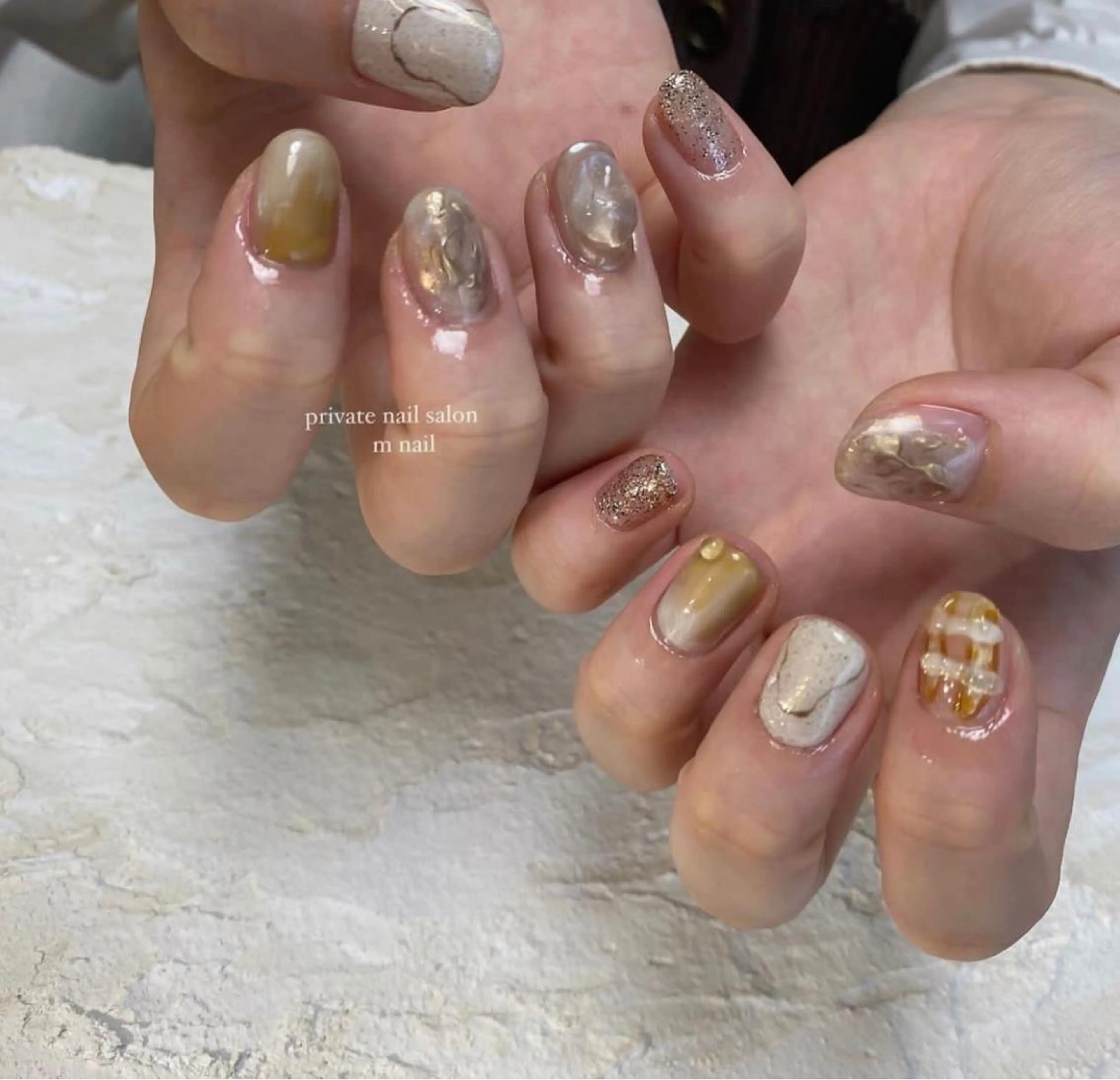 ハンドネイル 小河原 舞のネイルデザイン