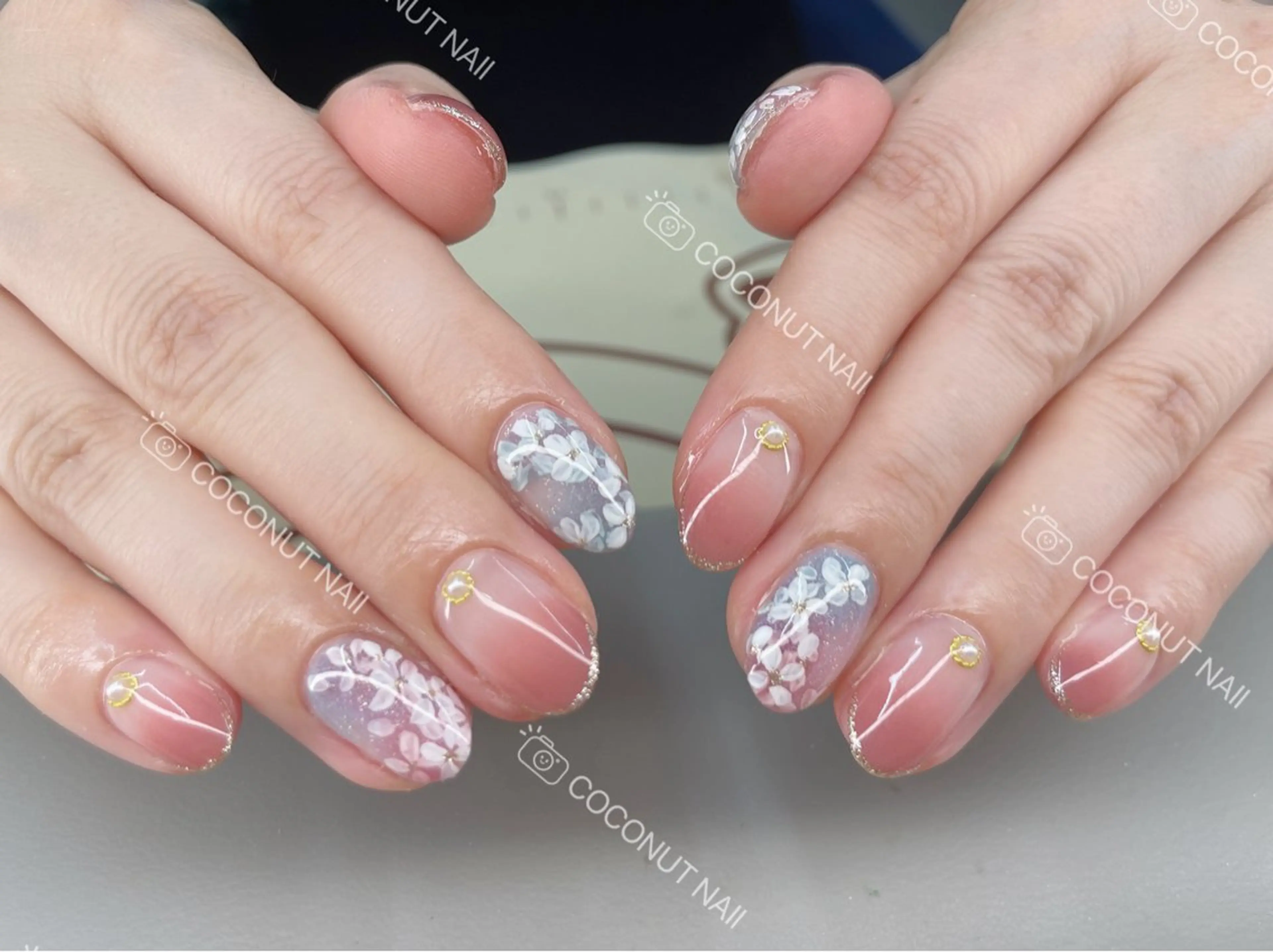 ネイル ハンドネイル 神田 ココナッツのネイルデザイン