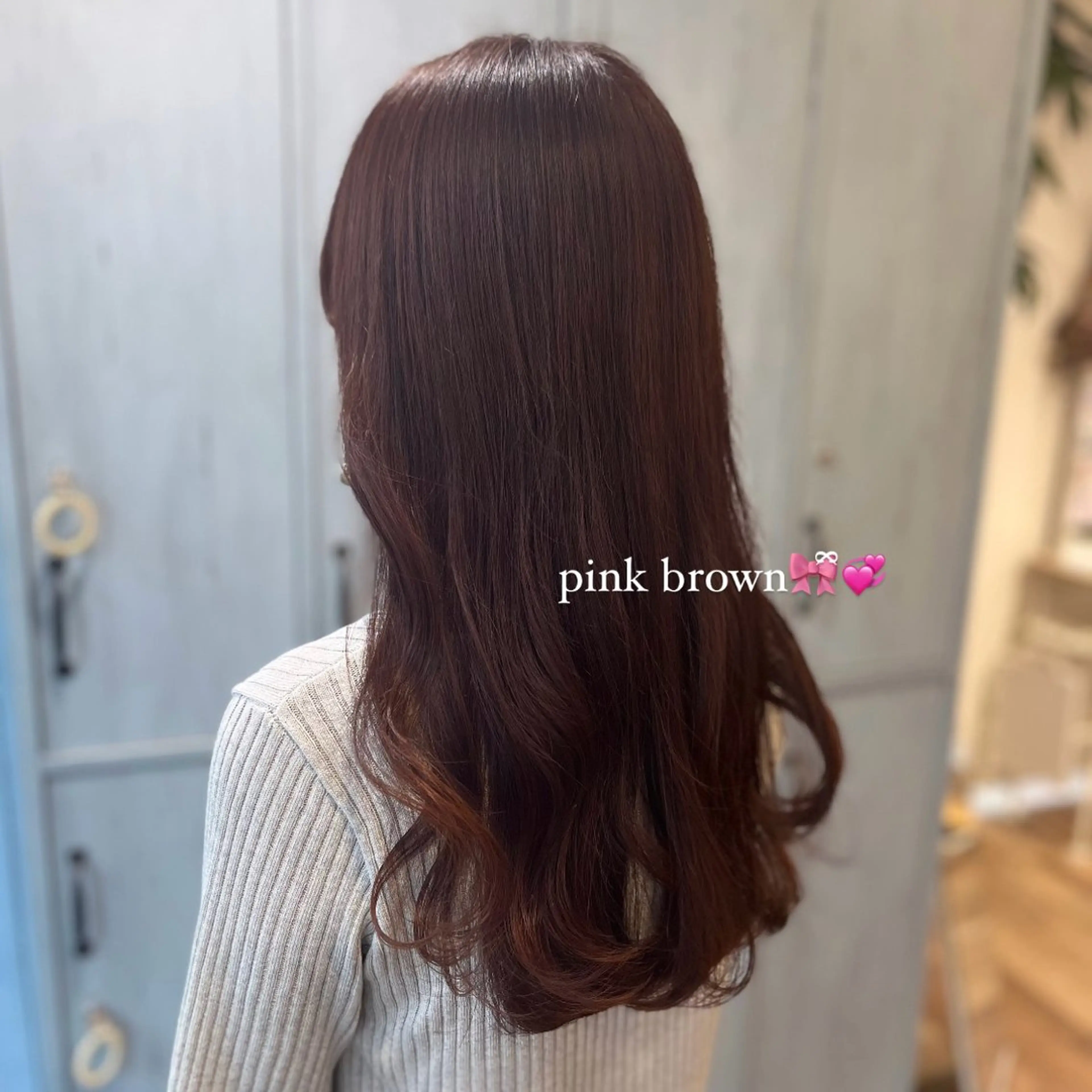 ロング カラー ブラウンカラー ピンクカラー ピンクブラウン トリートメント カット ヘアカラー 顔周りカット/ 似合わせ/momo/のヘアスタイル