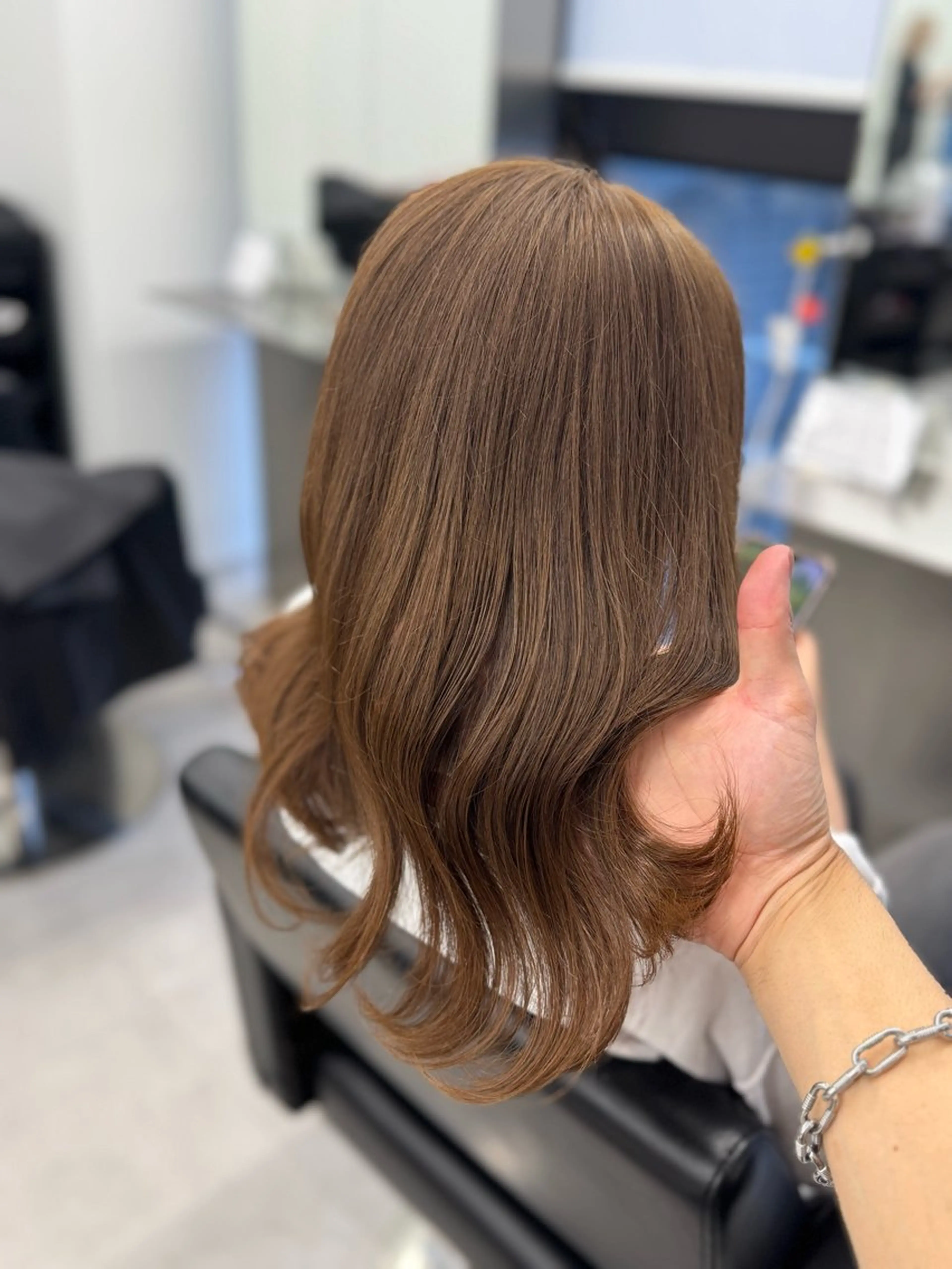 ミディアム カラー ブリーチ ブラウンカラー ダブルカラー ブリーチなしカラー ヘアカラー トリートメント ベージュ/エクステ /職人/KENTAのヘアスタイル