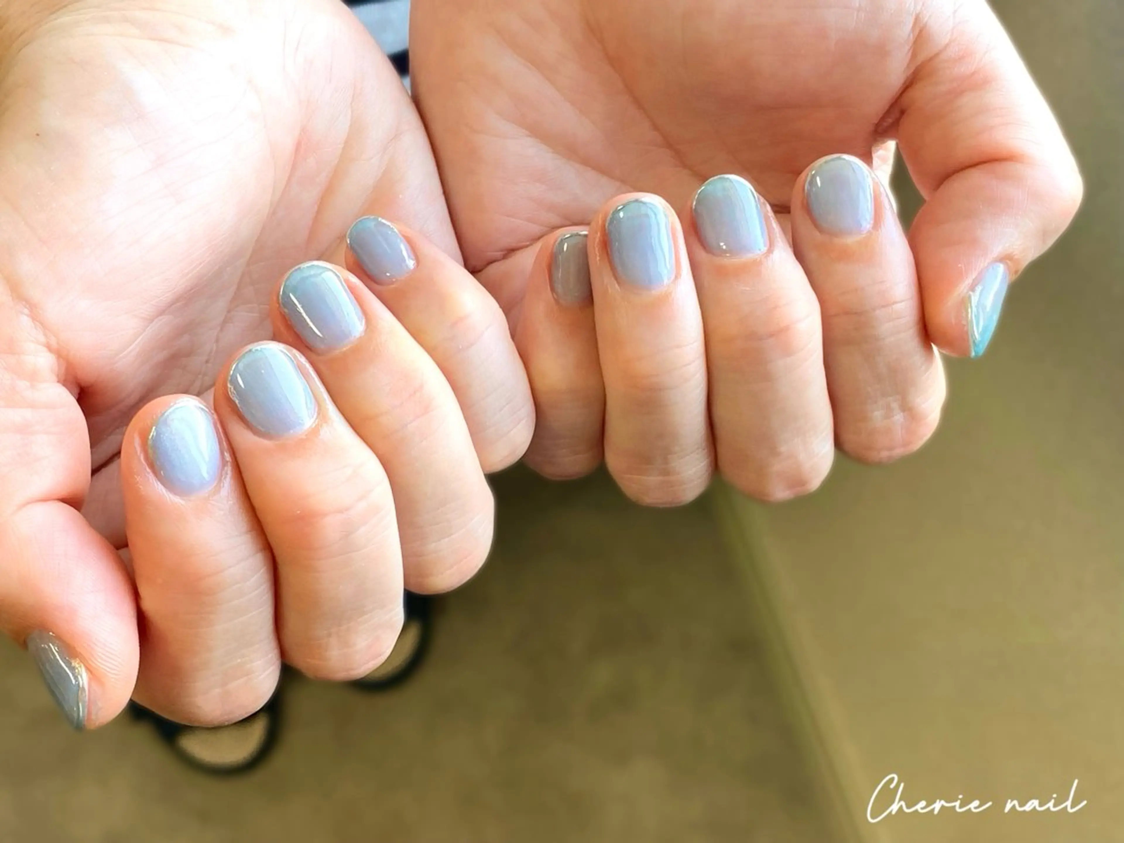ネイル ブルー ジェルネイル マグネットネイル ミラーネイル シルバー ハンドネイル Cherienail yunaのネイルデザイン