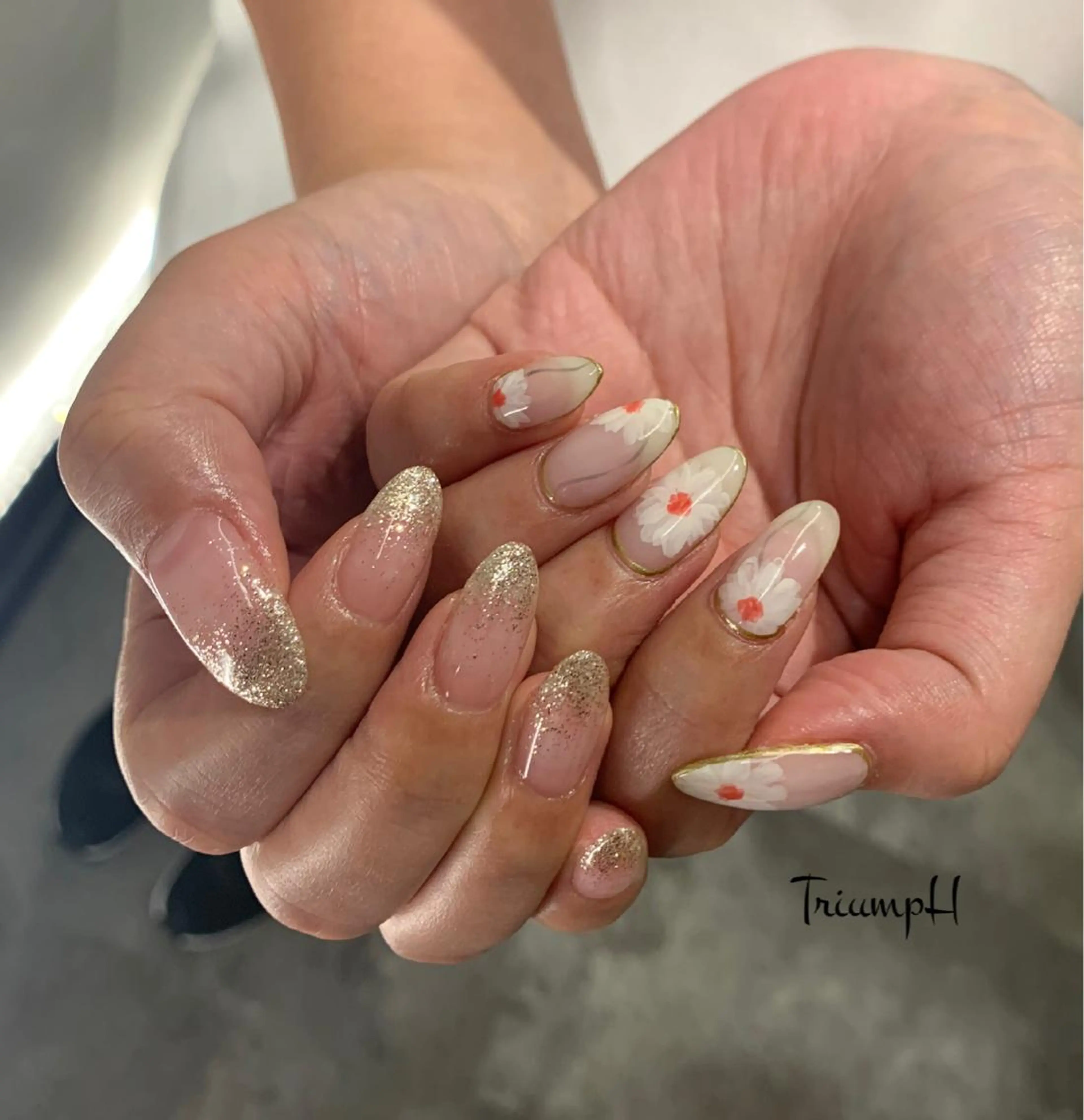 ネイル Natsuko 🪼のネイルデザイン