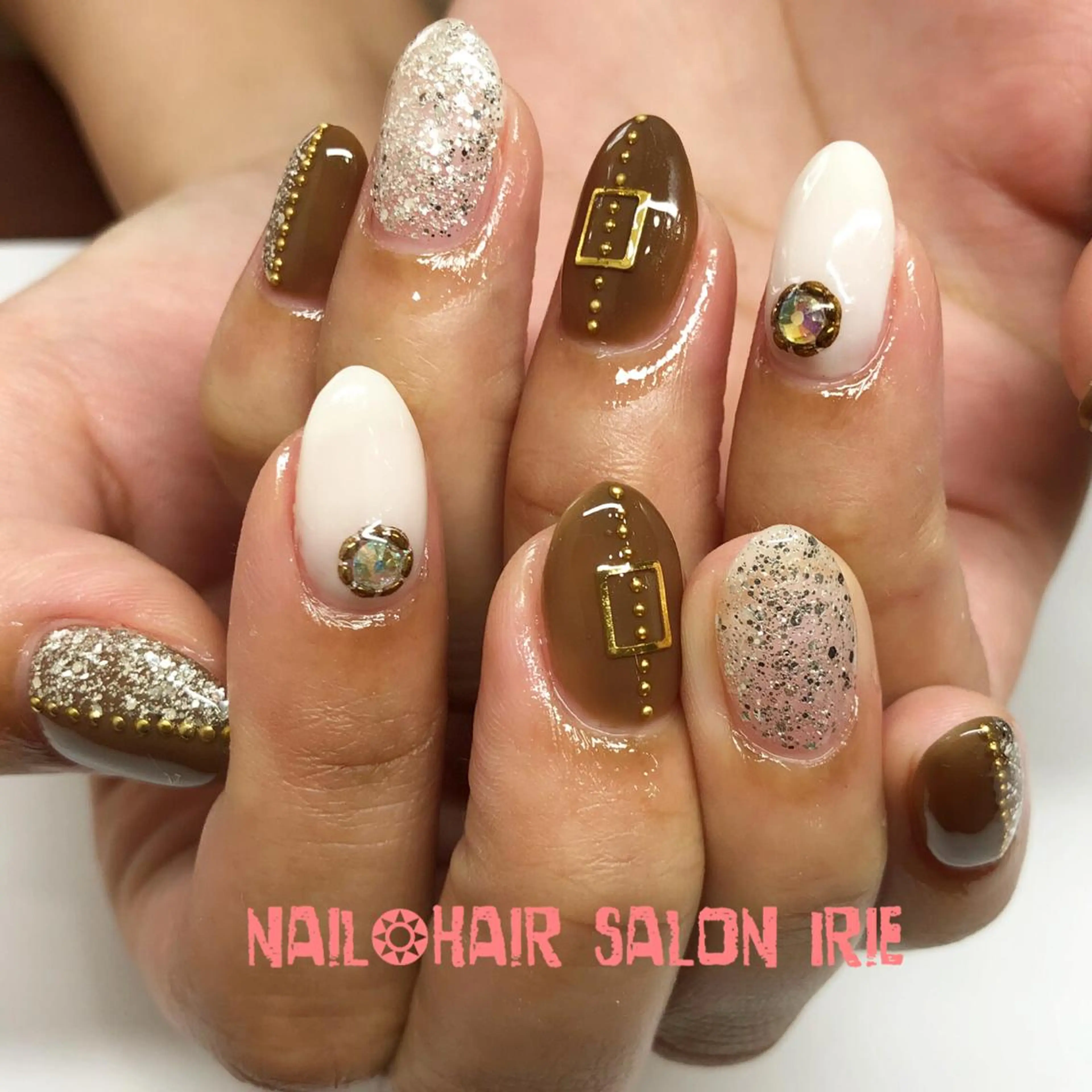 ネイル 持ち込み 與儀 知佳のネイルデザイン