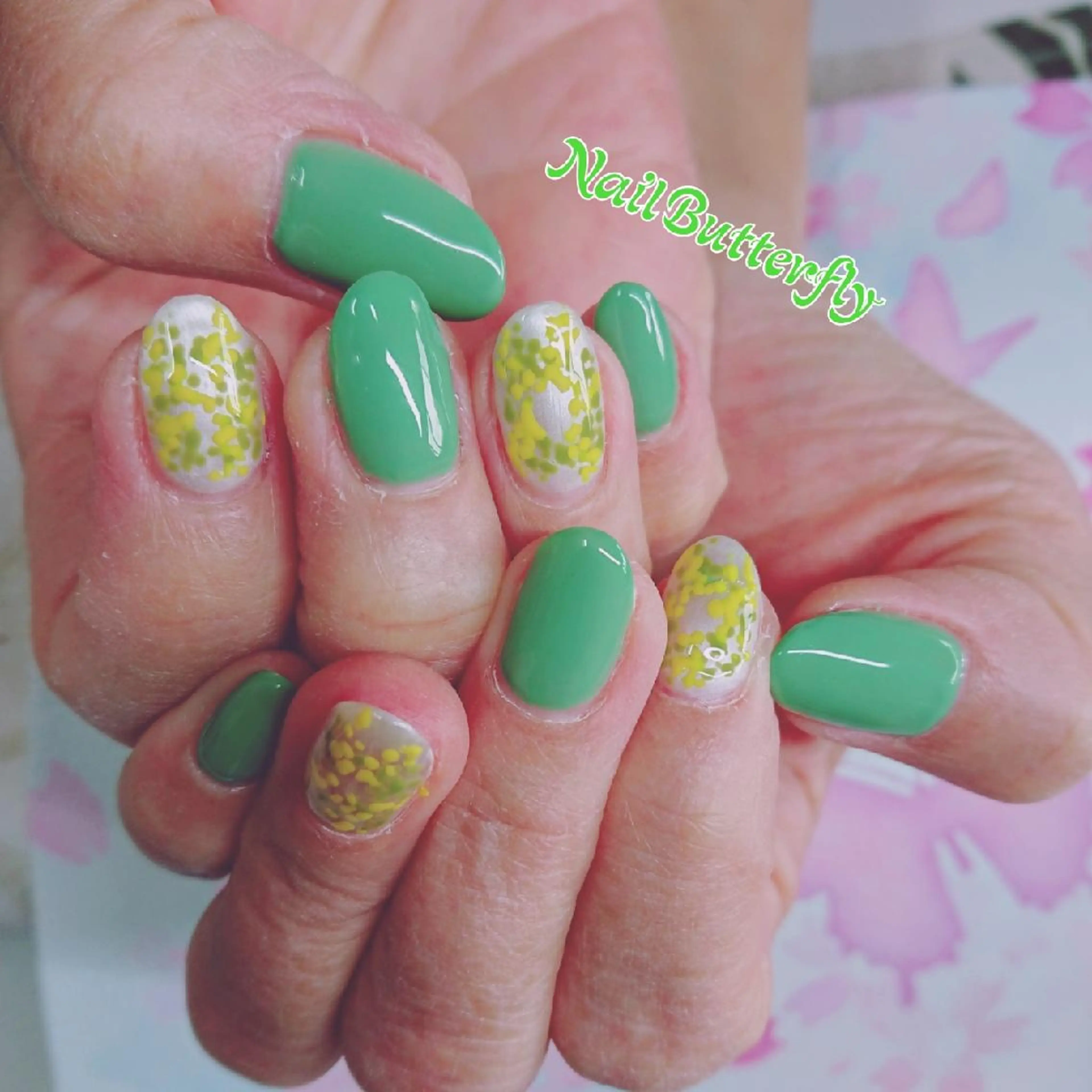 ネイル とねがわ かよこのネイルデザイン