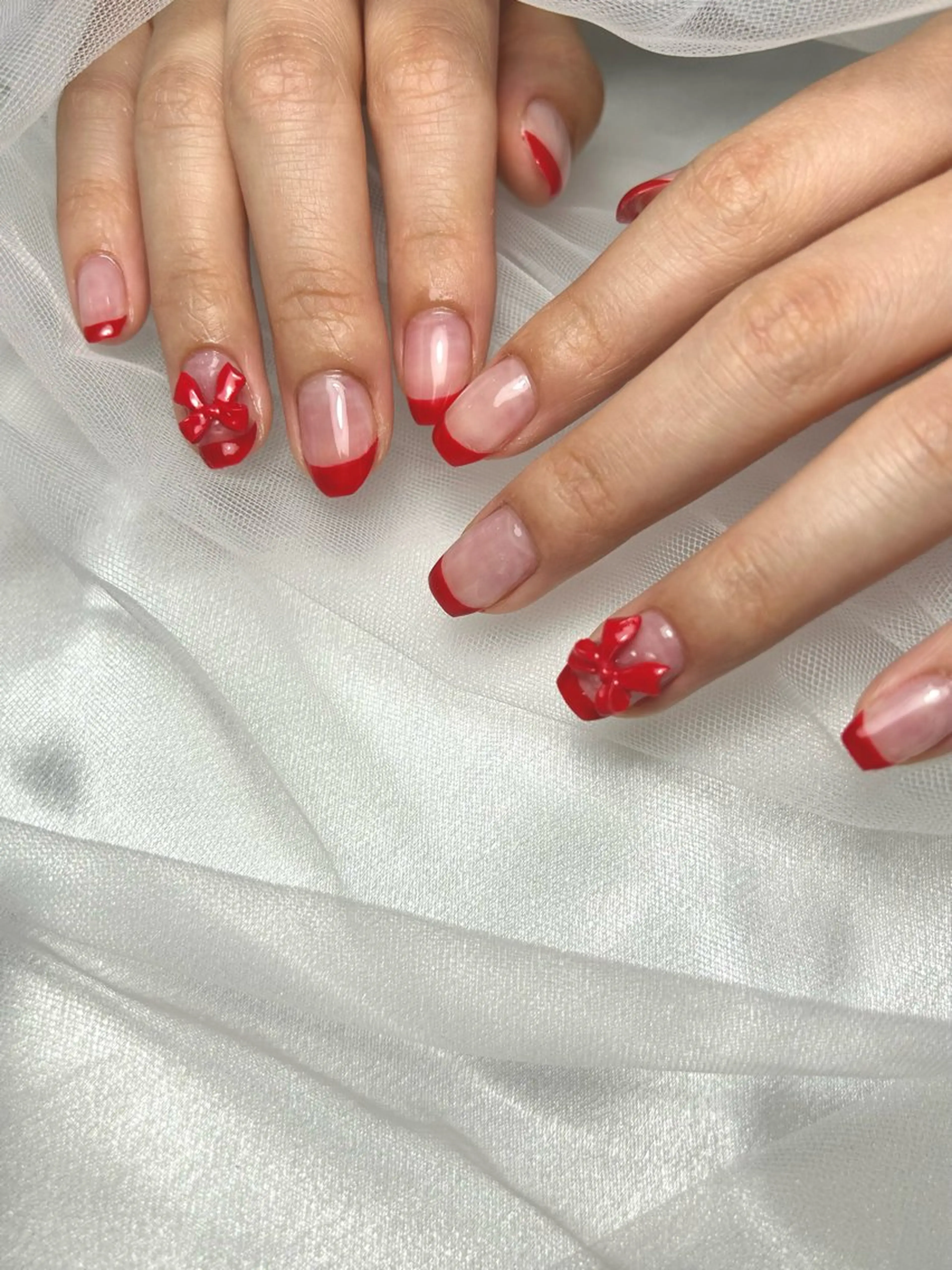 ネイル ハンドネイル EmaNail 🧸Momokaのネイルデザイン