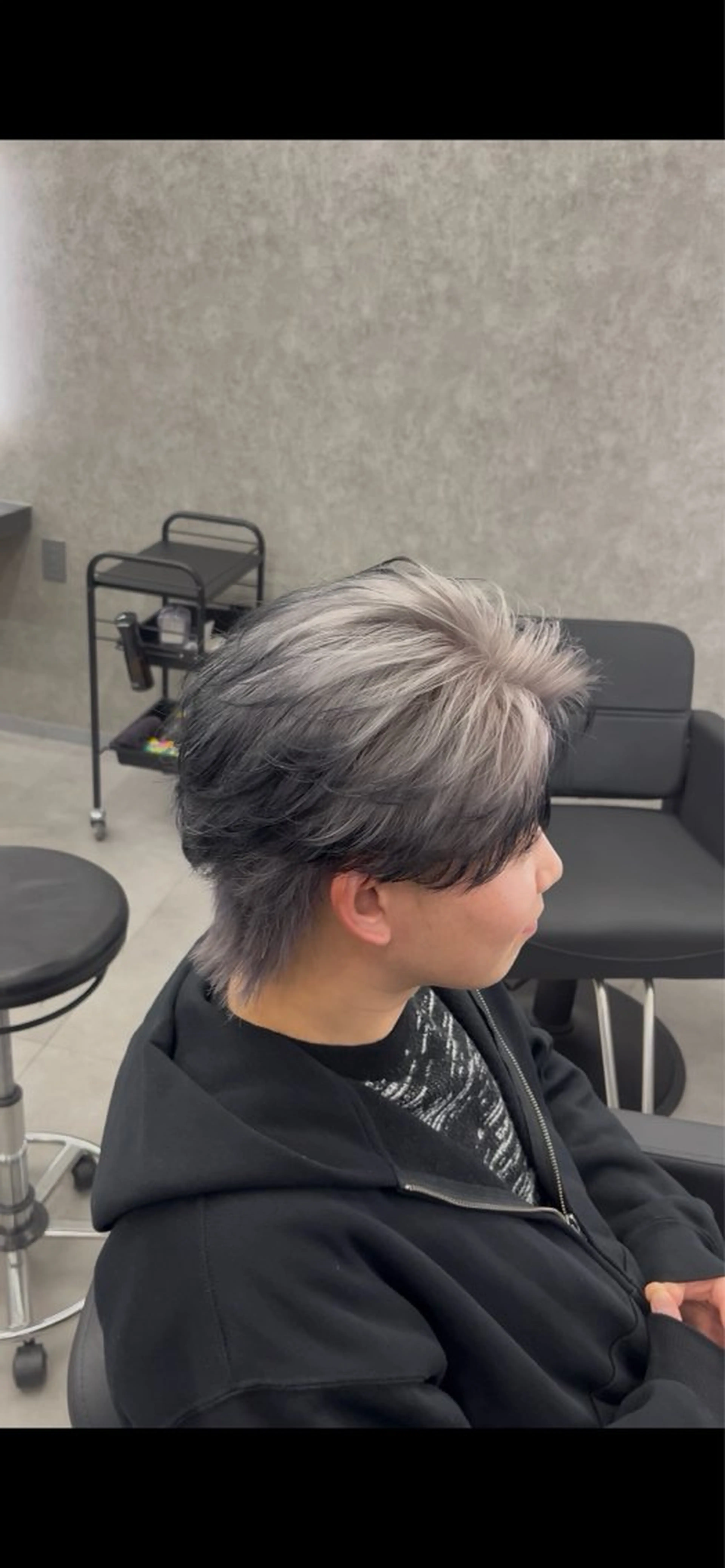 ショート カラー ヘアアレンジ メンズ シルバー ホワイトシルバー カット ヘアカラー ヘアセット 【札幌メンズ特化】 🔥RIKU🔥のヘアスタイル