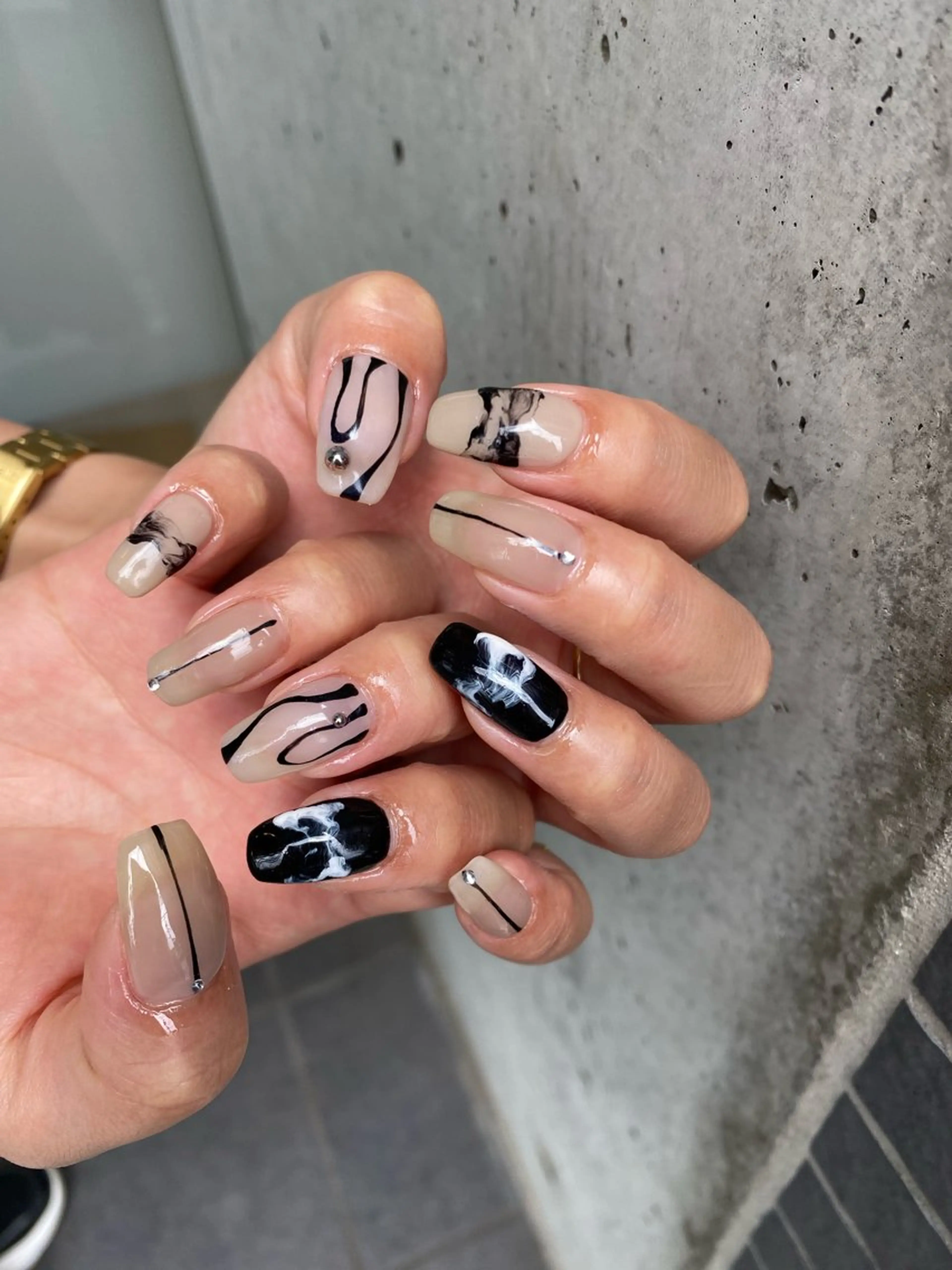 ネイル ジェルネイル マグネットネイル ニュアンスネイル ワンカラーネイル パラジェル ハンドネイル 草加ニュアンスネイル 🌚hersのネイルデザイン