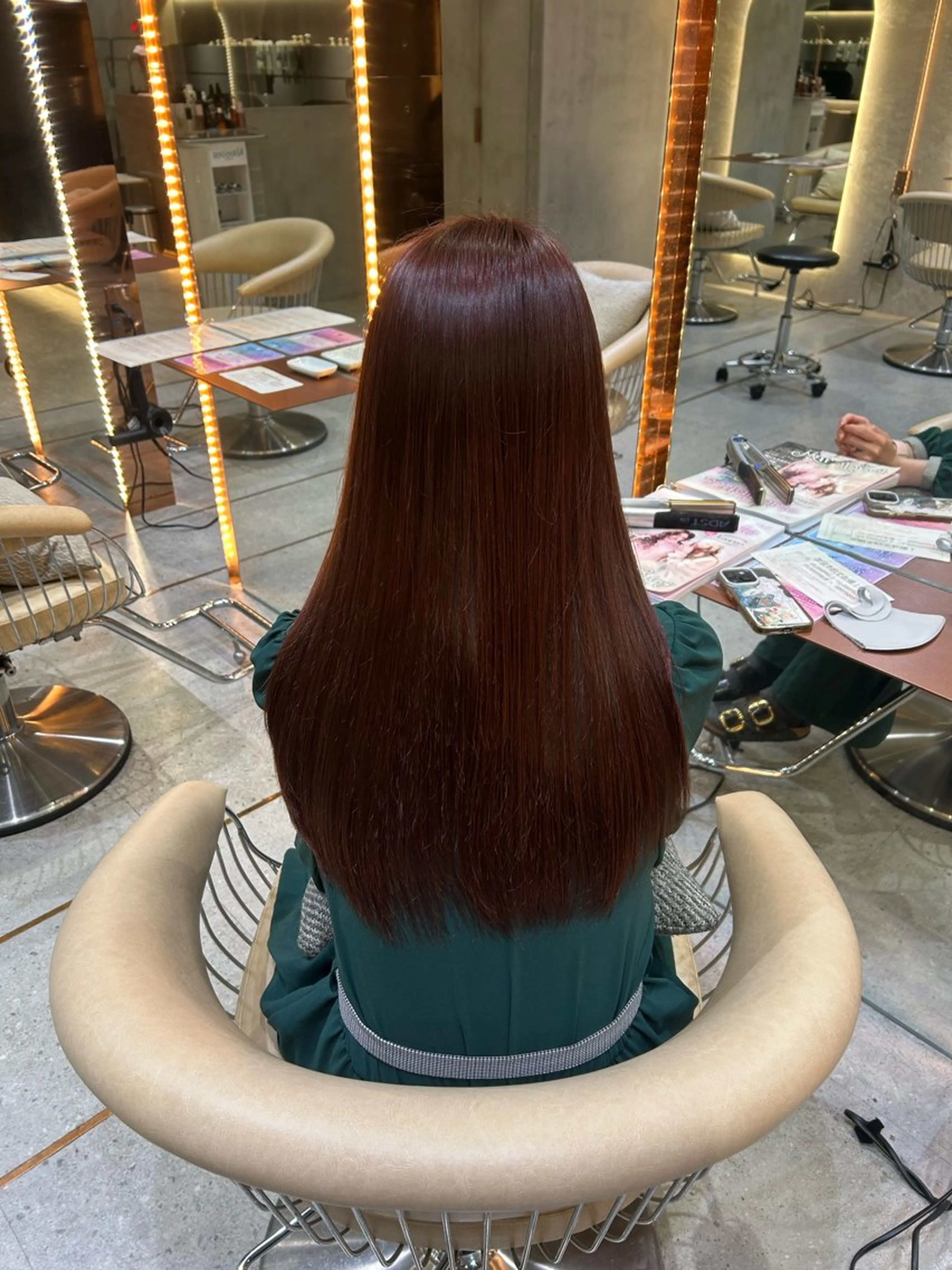 ロング カラー ヘアカラー 有薗 梨々香のヘアスタイル