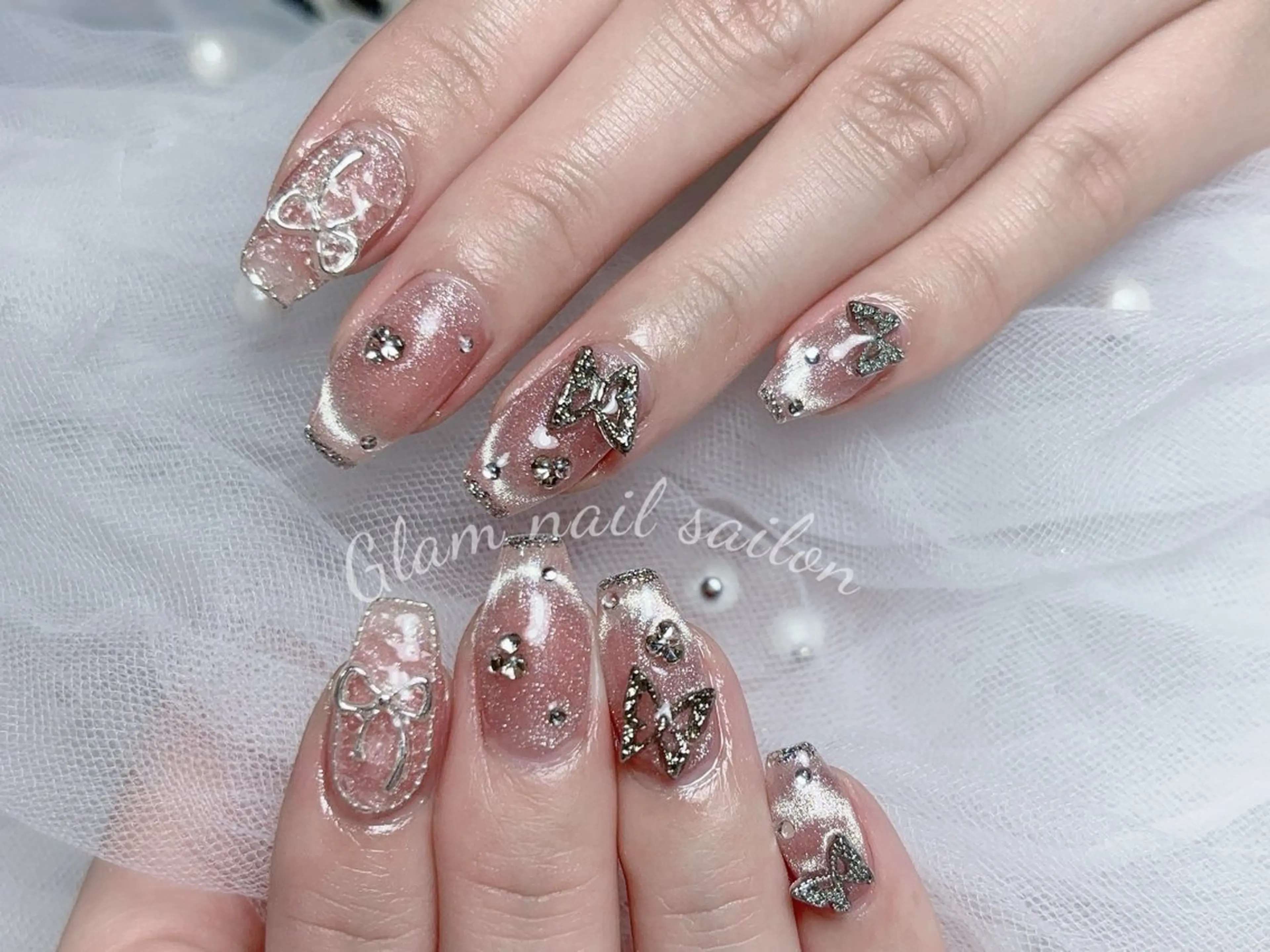 ネイル エツメ💅 長さだし🎀デザインのネイルデザイン