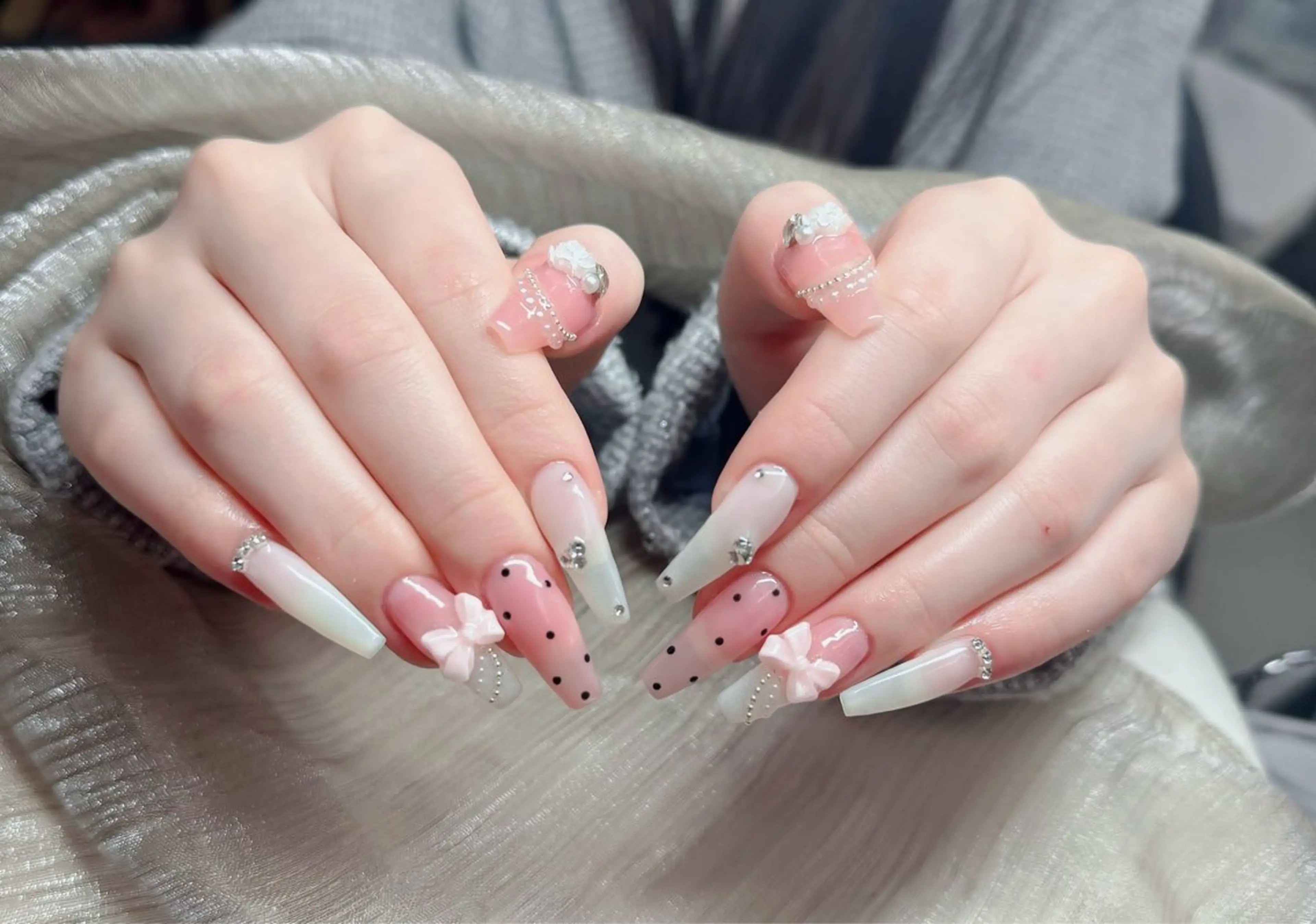 ネイル ジェルネイル 韓国ネイル マグネットネイル ネイルチップ 冬ネイル Lenie Nail Salonのネイルデザイン