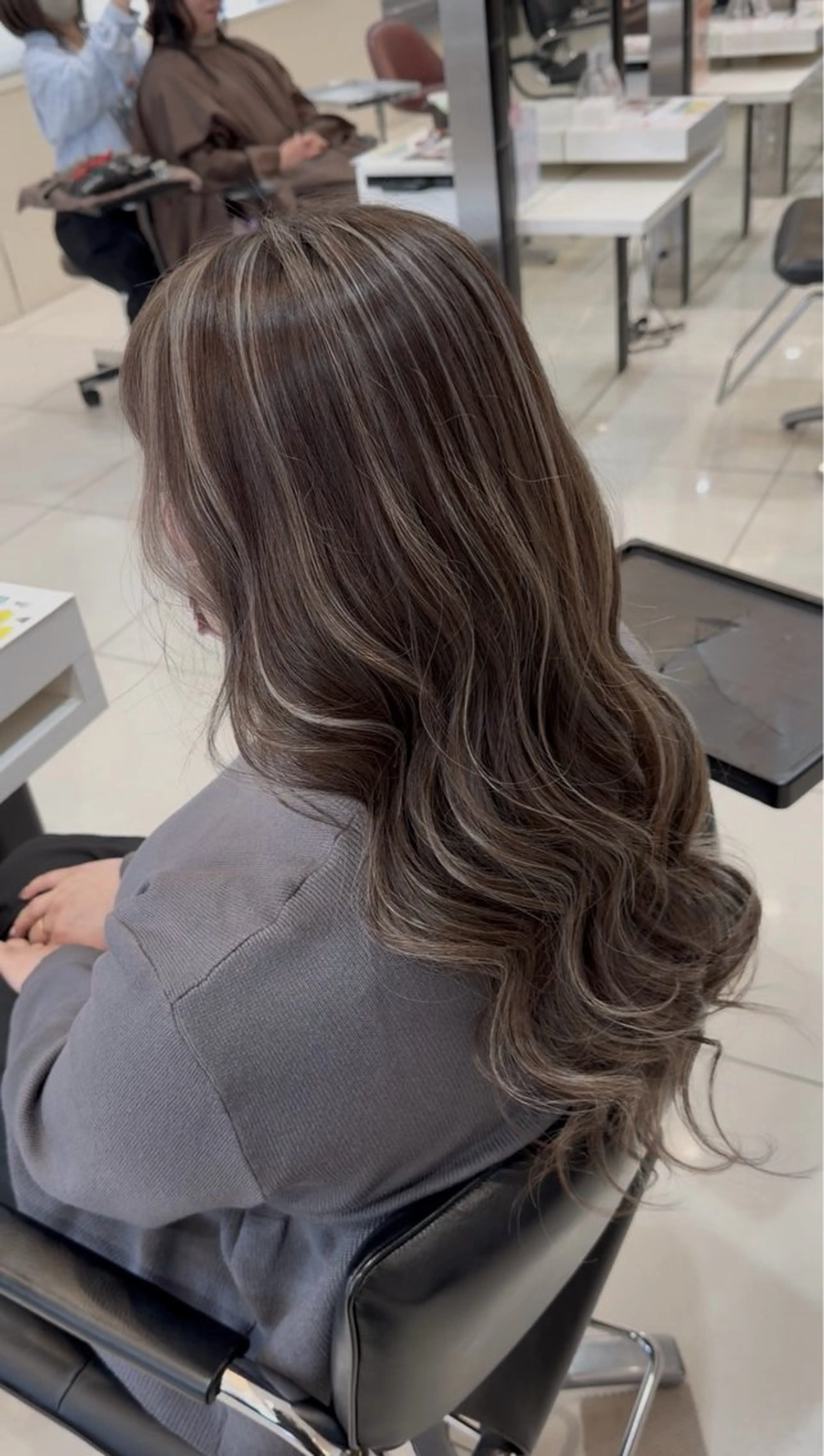 カラー ヘアカラー トリートメント 神戸 大輝のヘアスタイル