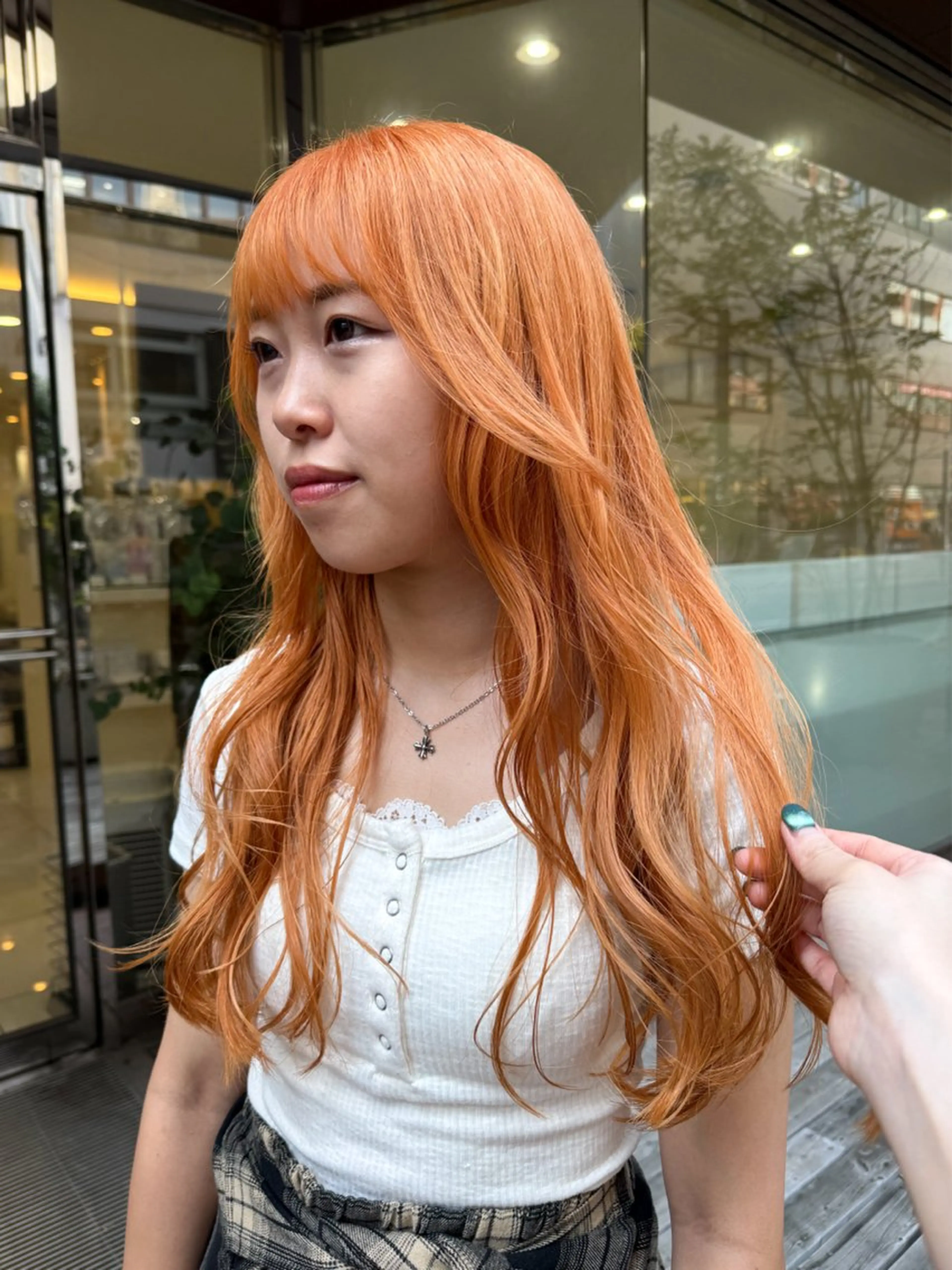 ロング カラー ブリーチ オレンジ Seeknext // Rukaのヘアスタイル