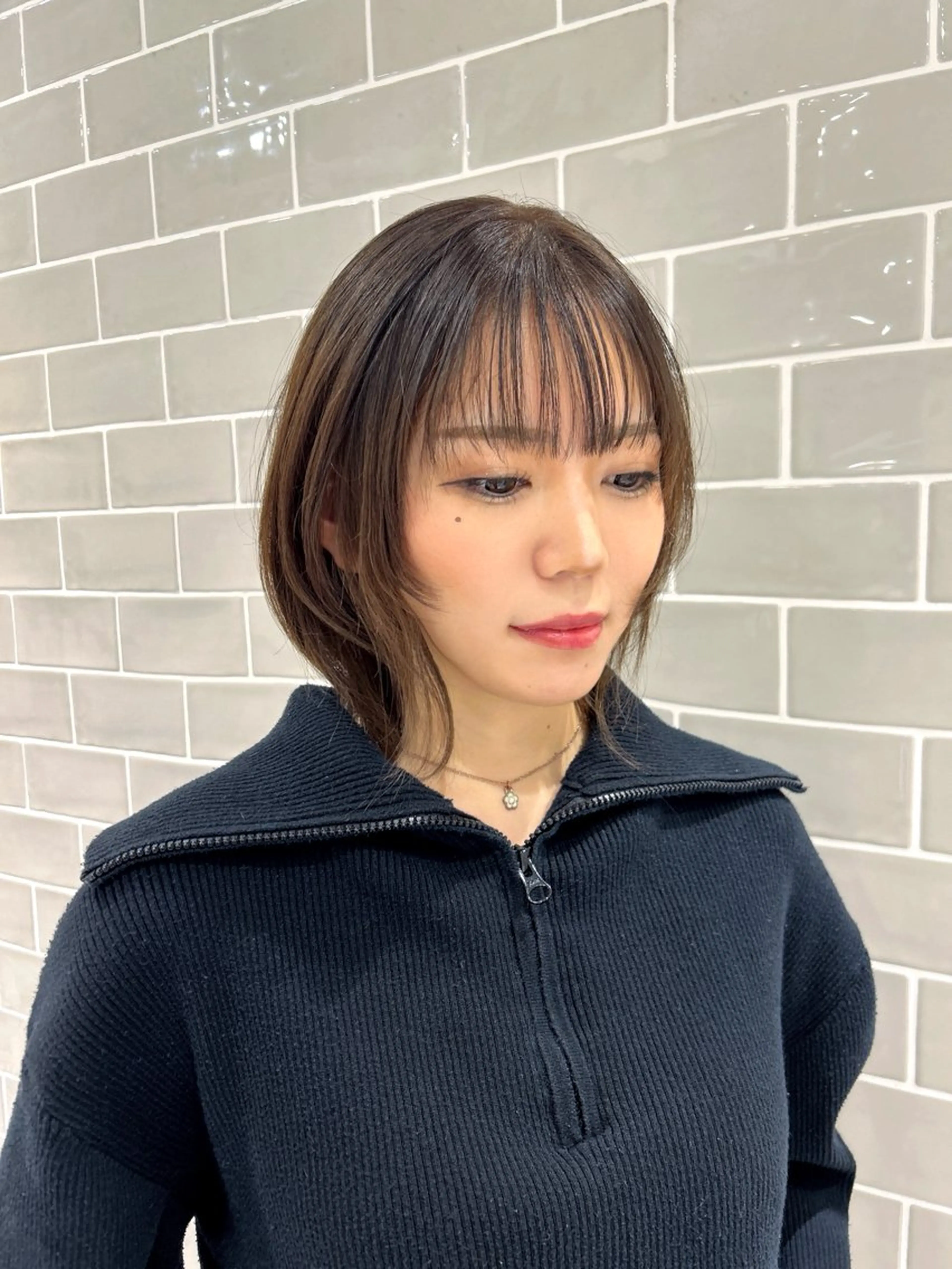 ミディアム カラー ヘアアレンジ くせ毛 レイヤーカット 縮毛矯正 カット ヘアカラー トリートメント 🖤小顔ボブ/ウルフ レイヤー🖤山本諒のヘアスタイル