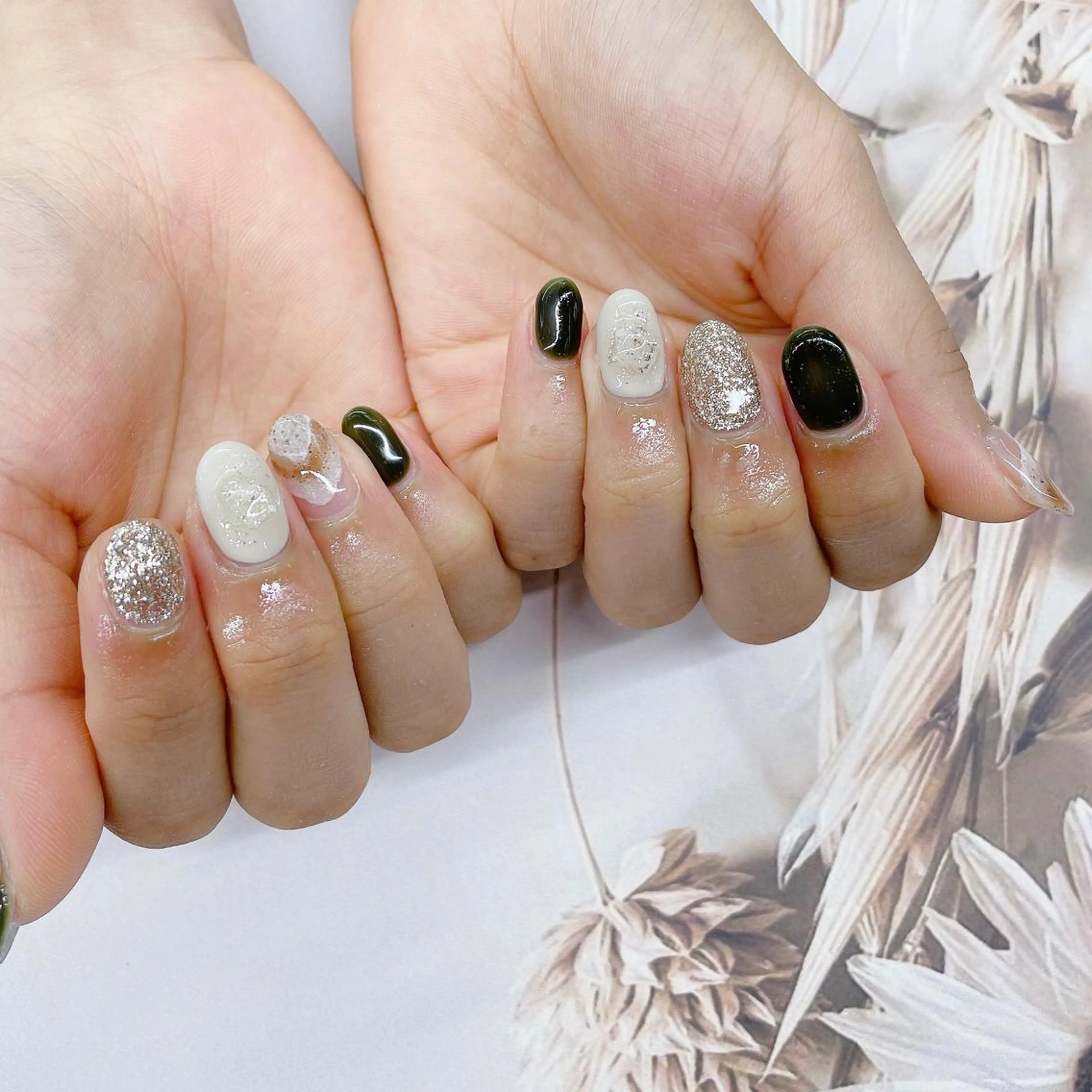 ネイル Nailist Risaのネイルデザイン