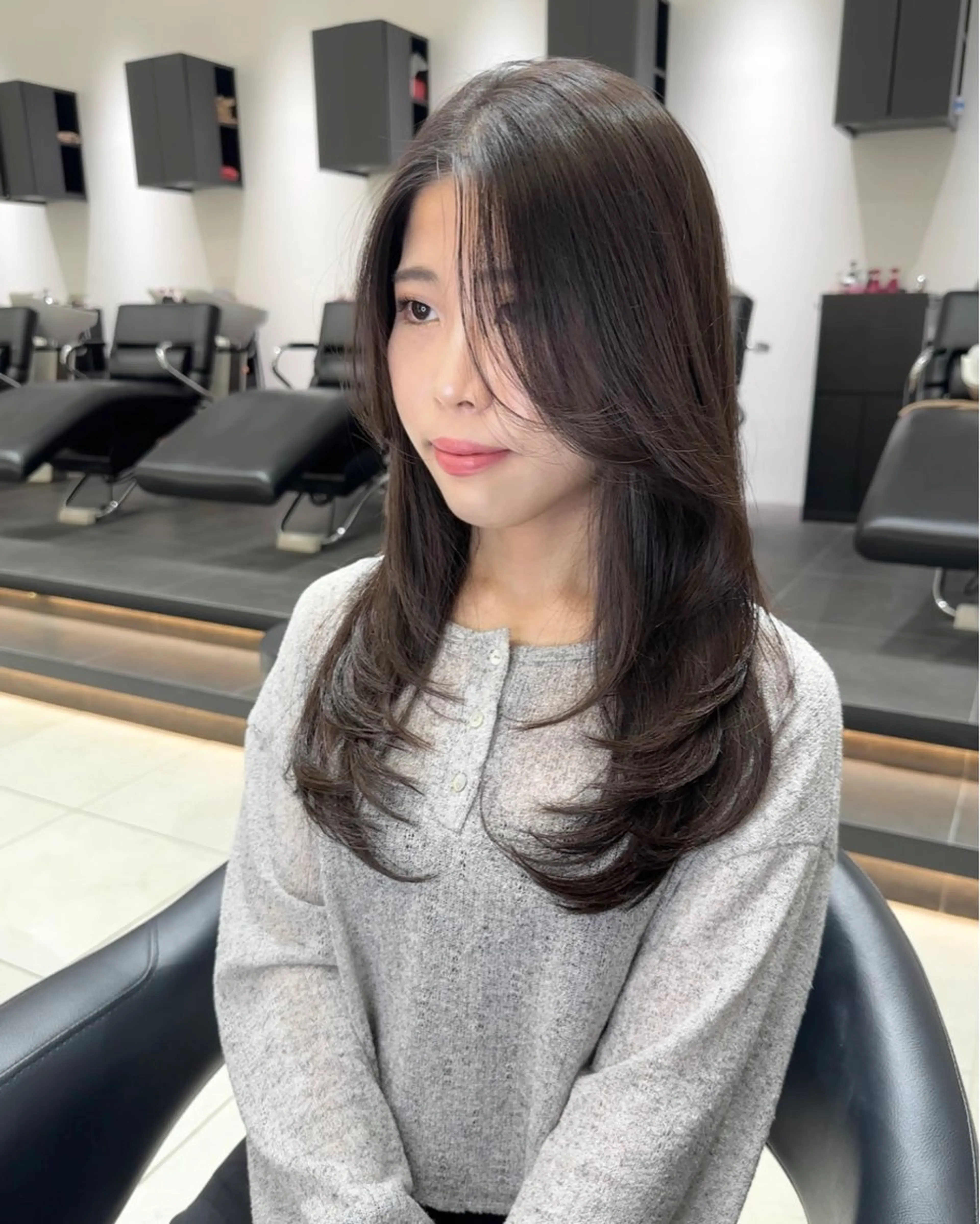 セミロング 尾田 一仁のヘアスタイル