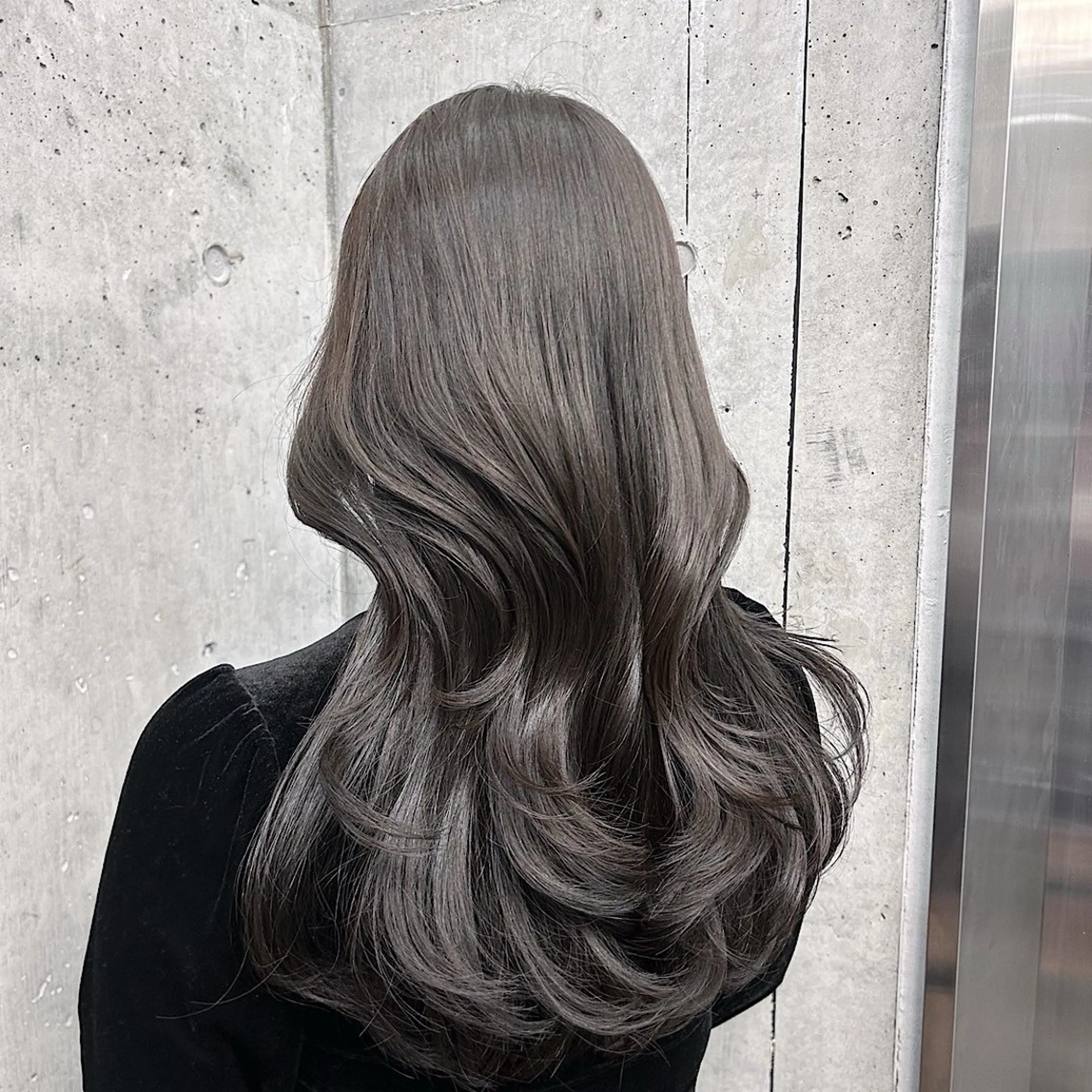ロング カラー 透明感カラー グレージュ うる艶/透明感カラー 🐇🤍もものヘアスタイル