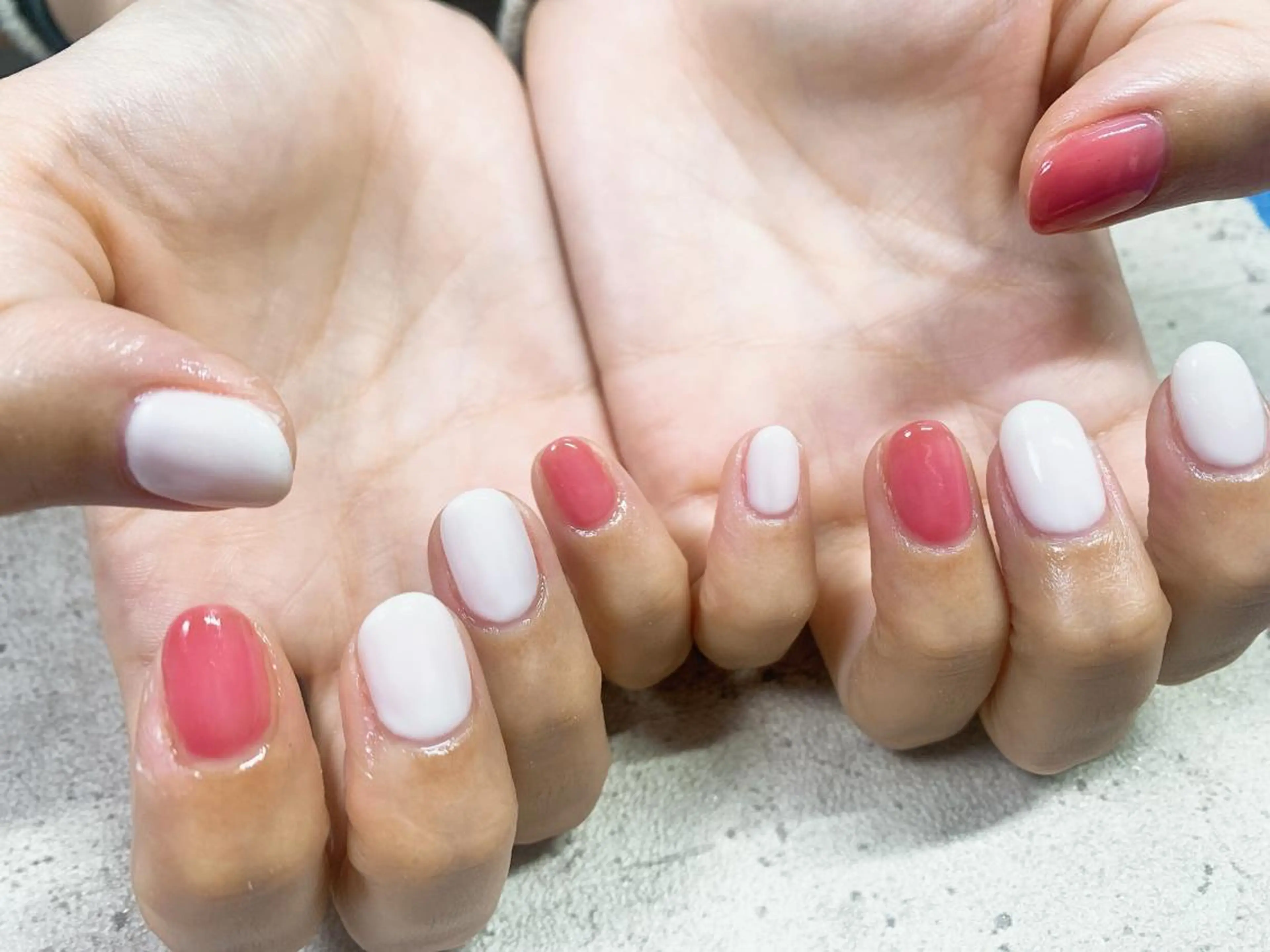 ネイル オーロラネイル フラワーネイル フットネイル フレンチネイル ジェルネイル kikinail 溝の口のネイルデザイン