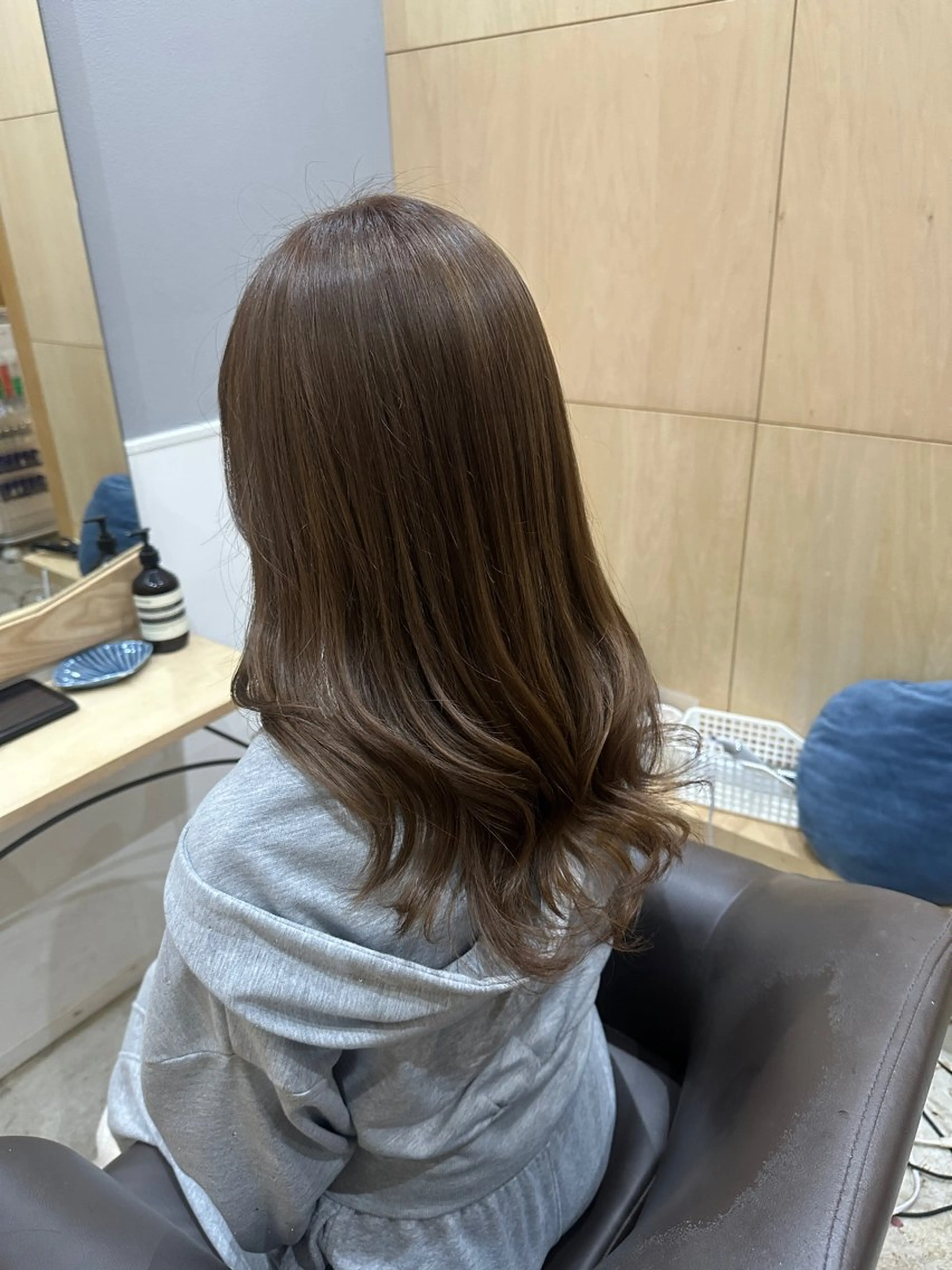 ミディアム ヘアカラー トリートメント miloc MOMOKAのヘアスタイル