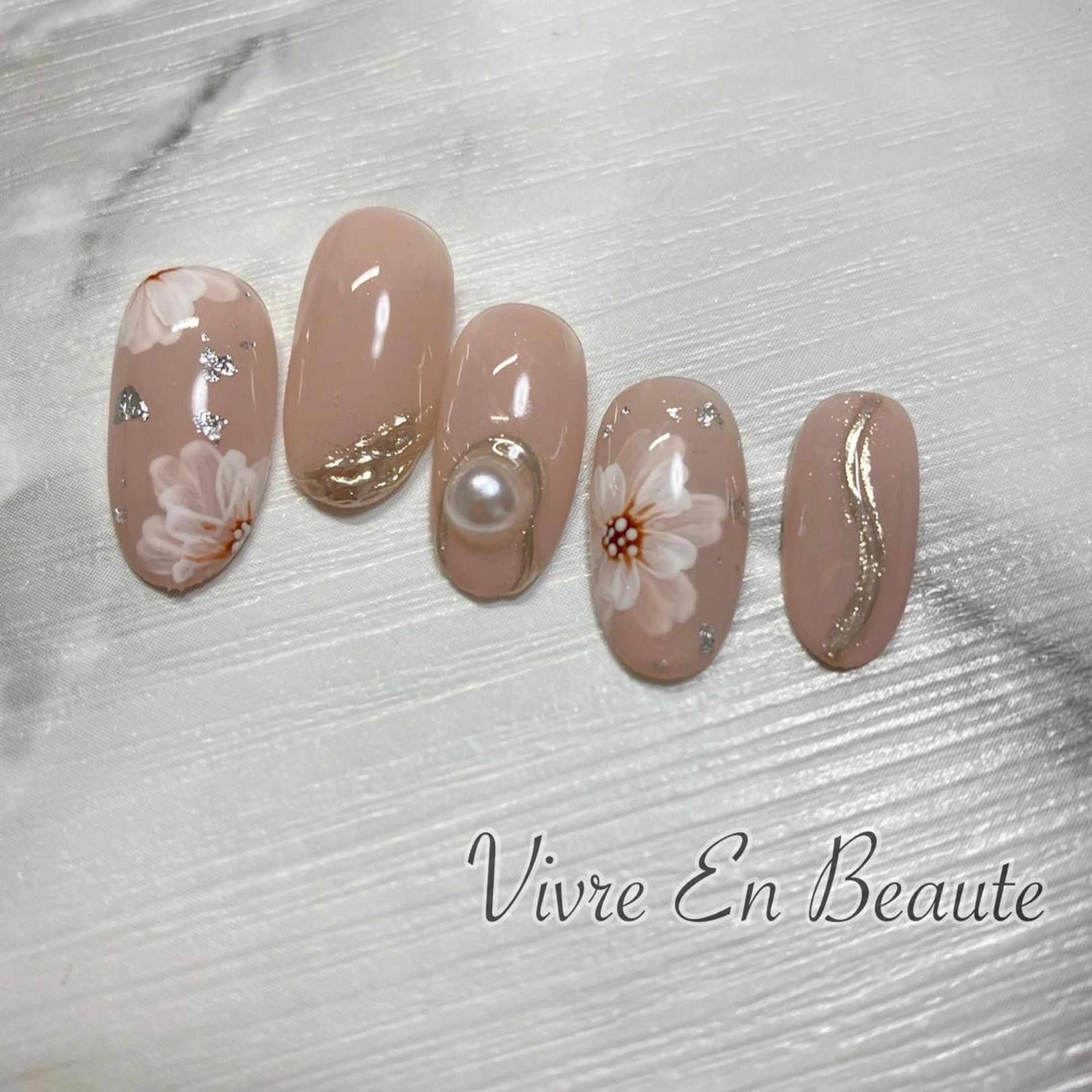 ネイル アートネイル ミラーネイル S Nailのネイルデザイン