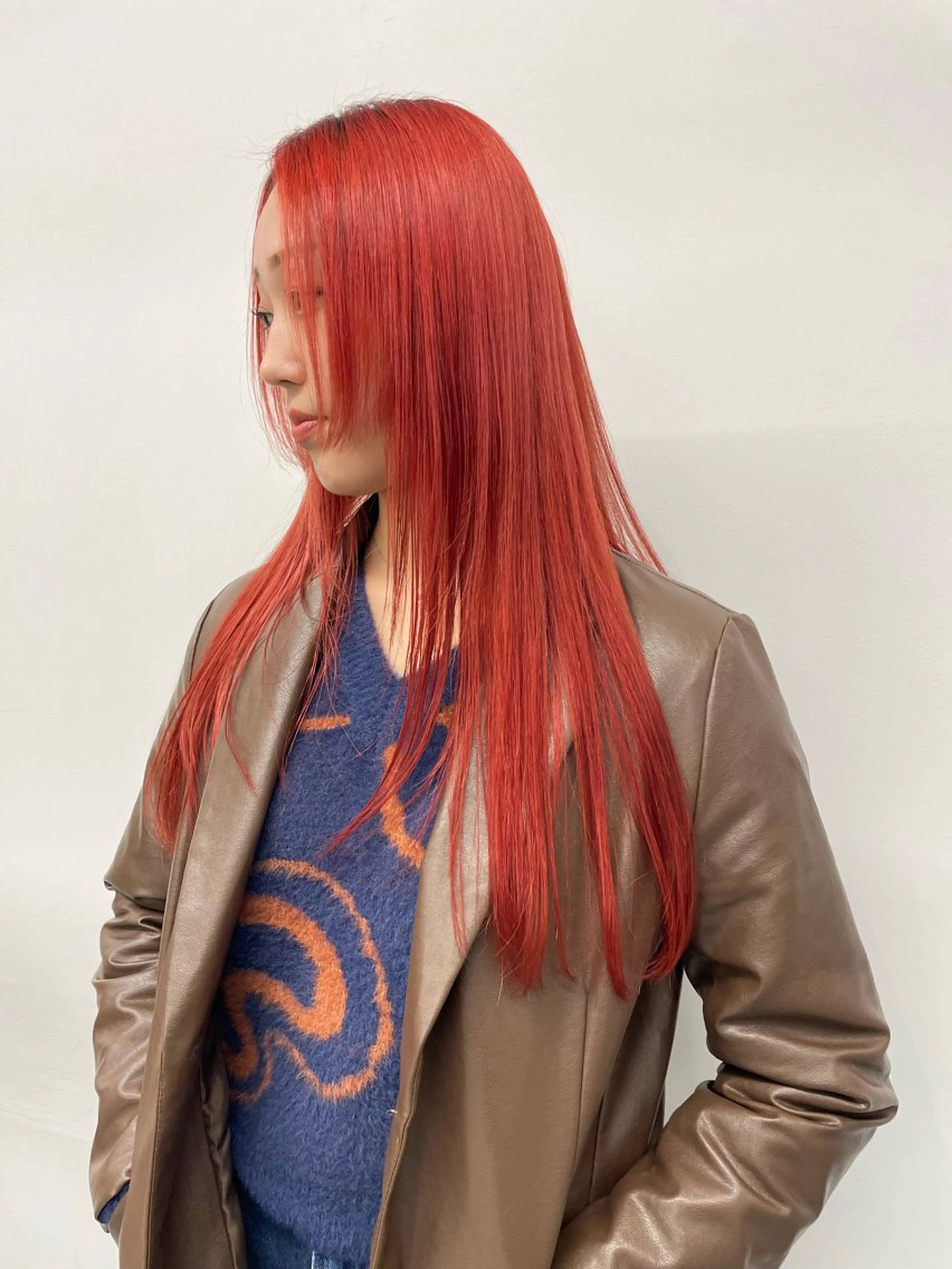 ロング オカモト ミユウのヘアスタイル